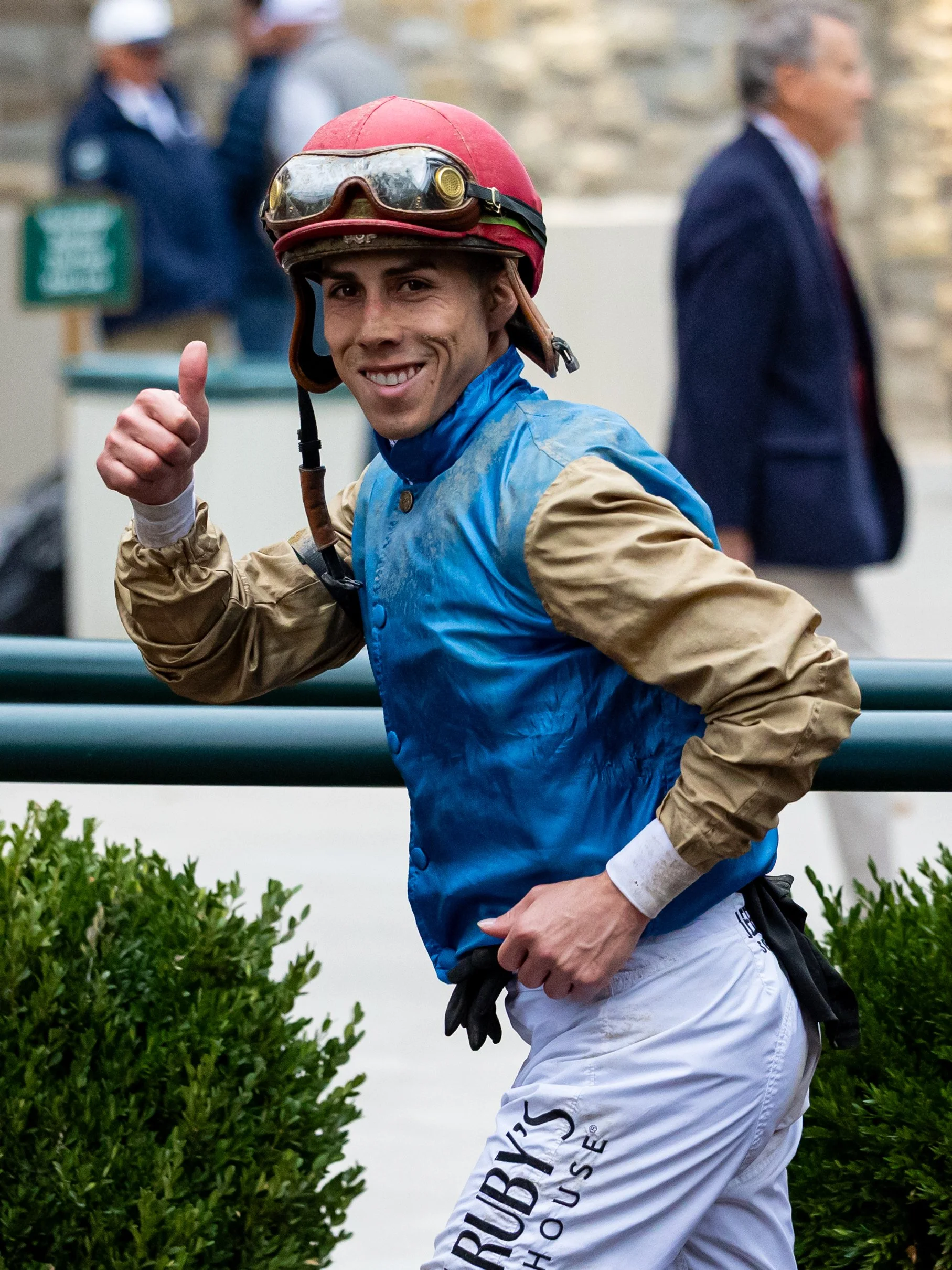 Hit Show - Irade Ortiz, Jr. 02.jpg