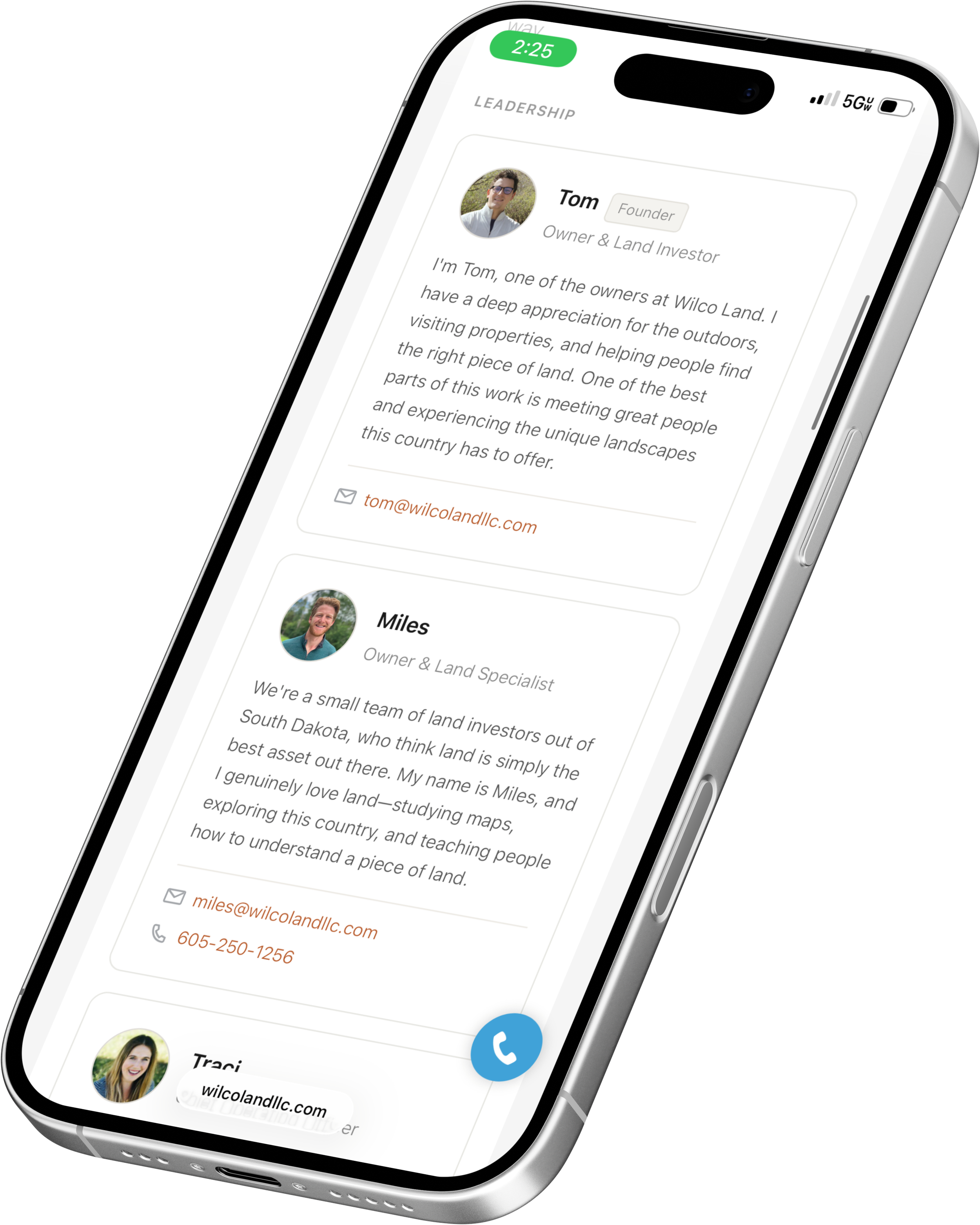 Smartphone screen displaying a messaging app with contact profiles and a conversation, with a call icon at the bottom.