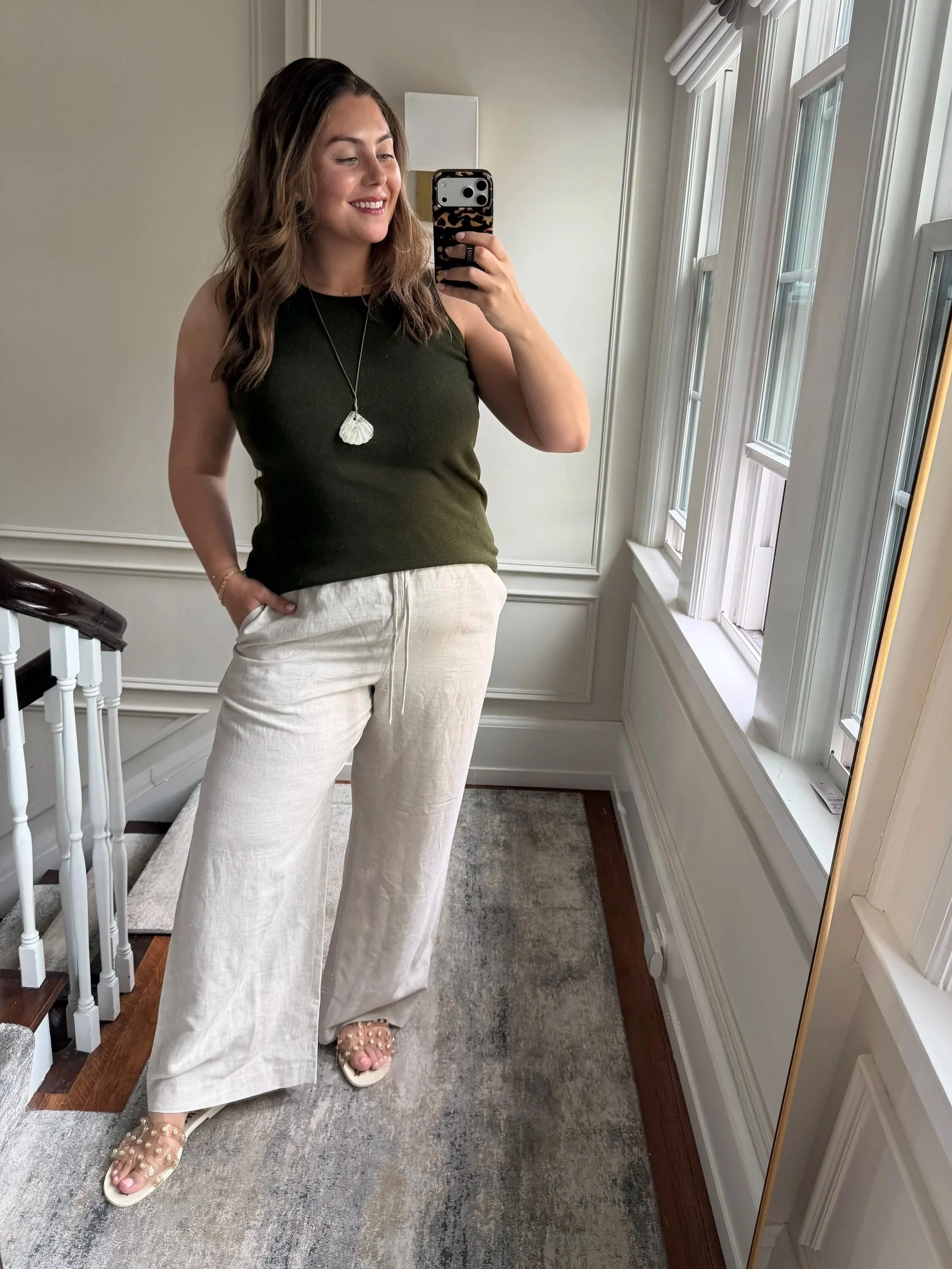 Green+sweater+tank+%26+Aritzia+Pants.jpg