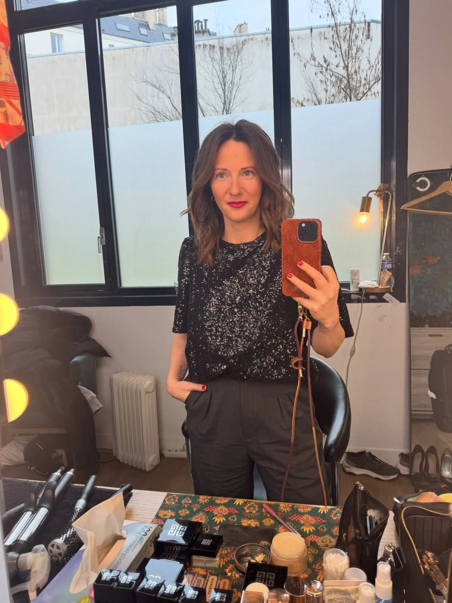 Le fil rouge de cette folle semaine parisienne ?
La beaut&eacute;.
Et la puissance de l&rsquo;amour.

Chaque photo me ram&egrave;ne &agrave; un moment o&ugrave; j&rsquo;ai pu transmettre ou recevoir un message d&rsquo;amour. 
Sauf une.
Et vous devine