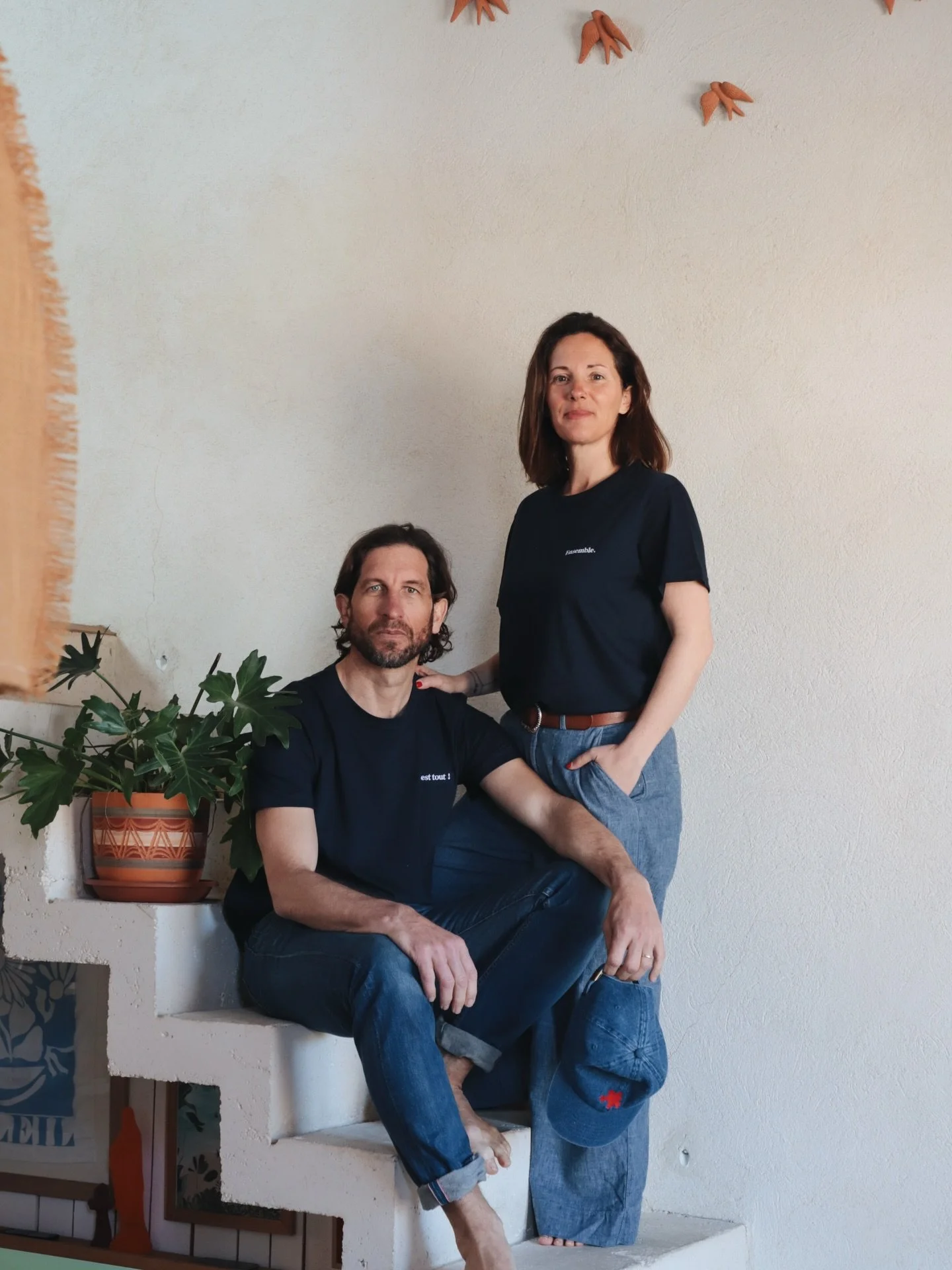 Une remise de 50% sur toute notre divine collection ?
Absolument !
Commandez le duo de carnets de votre choix et la remise s&rsquo;appliquera automatiquement sur le produit de la collection qui vous a fait de l&rsquo;&oelig;il . Pas mal non ?!

1 &bu