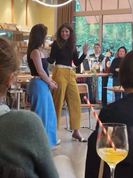 La recette pour une soir&eacute;e r&eacute;ussie : 
&bull; Un th&egrave;me qui f&eacute;d&egrave;re : l&rsquo;amour de soi 
&bull; Un lieu cosy : @lecafewunder 
&bull; Des talkeuses convaincues 
&bull; Des femmes qui veulent se rencontrer 
&bull; Un 