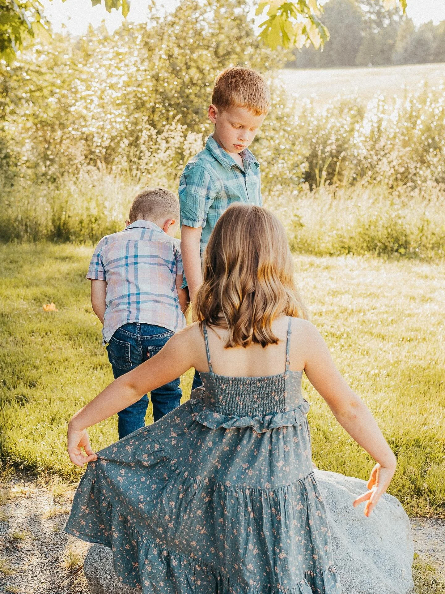 Magical summer evenings are finally upon us ✨ 
-
-
-
-
-
-
-
-
#britishcolumbiaphotographer 
#bcphotographer
#abbotsfordphotographer
#abbotsfordfamilyphotographer
#familyphotography
#familyphotographer 
#britishcolumbiafamilyphotographer 
#bcfamilyph