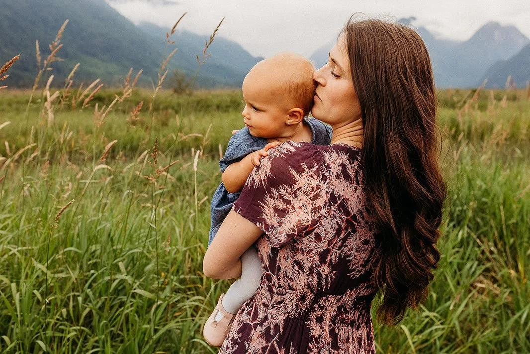 &ldquo;Sometimes I need only to stand wherever I am to be blessed.&rdquo; Mary Oliver
-
-
-
-
-

#hiddenlivesphotography 
#britishcolumbiaphotographer 
#bcphotographer
#abbotsfordphotographer
#abbotsfordfamilyphotographer
#familyphotography
#familyph