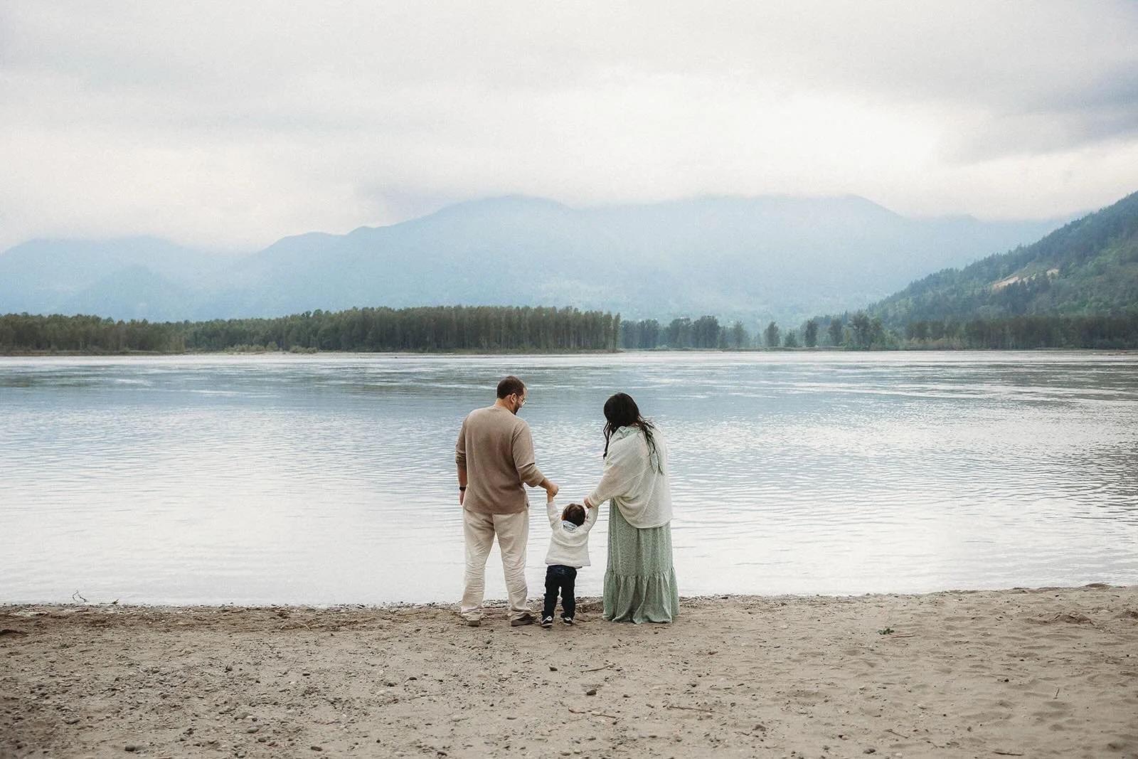 What a grace it is to hold little hands and, together, to look upon something beautiful. 

#hiddenlivesphotography #abbotsfordfamilyphotographer #chilliwackfamilyphotographer