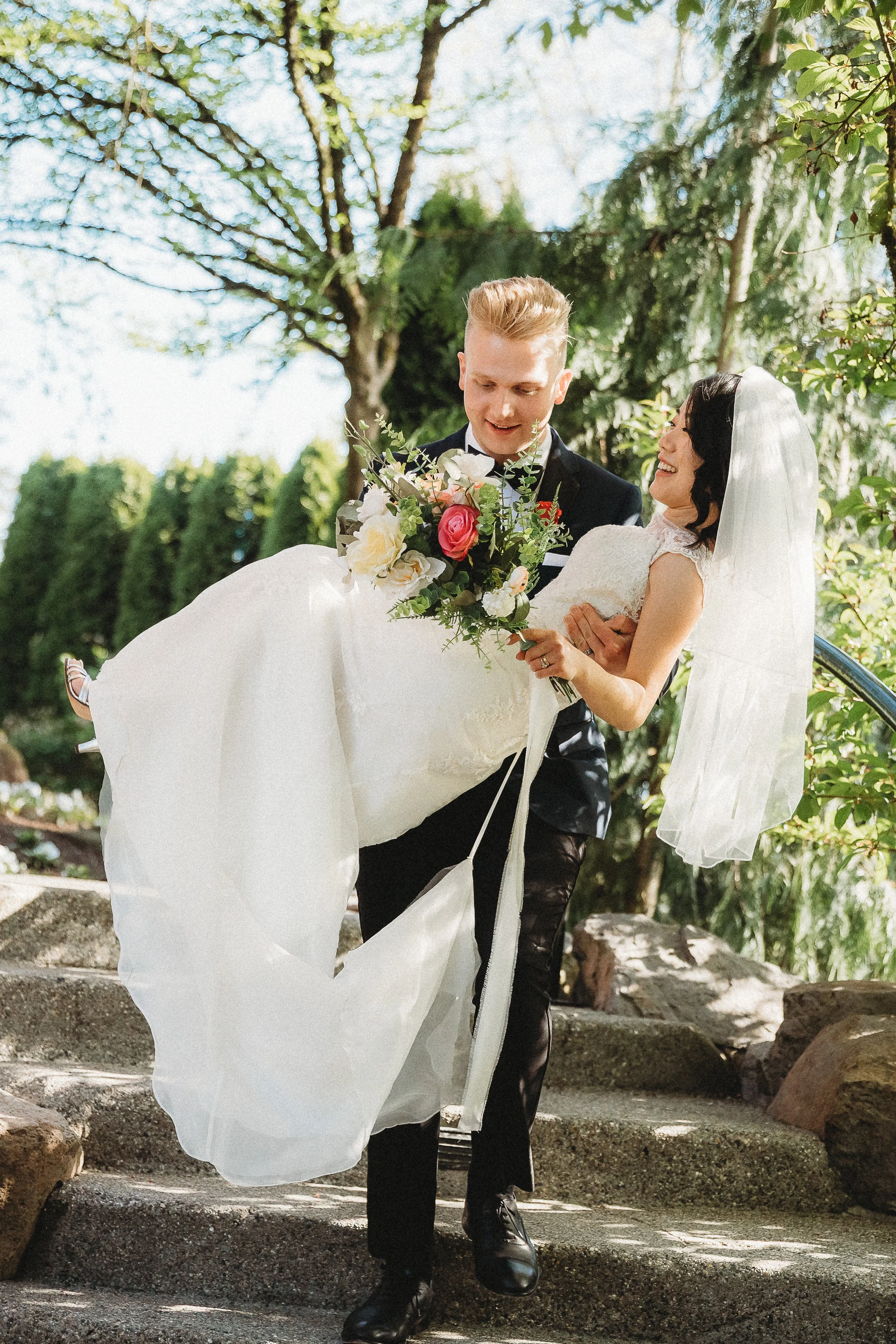 Vancouver Catholic Wedding Photographer | Spring Wedding at St. Matthew's Catholic Church, Surrey | Hidden Lives Photography