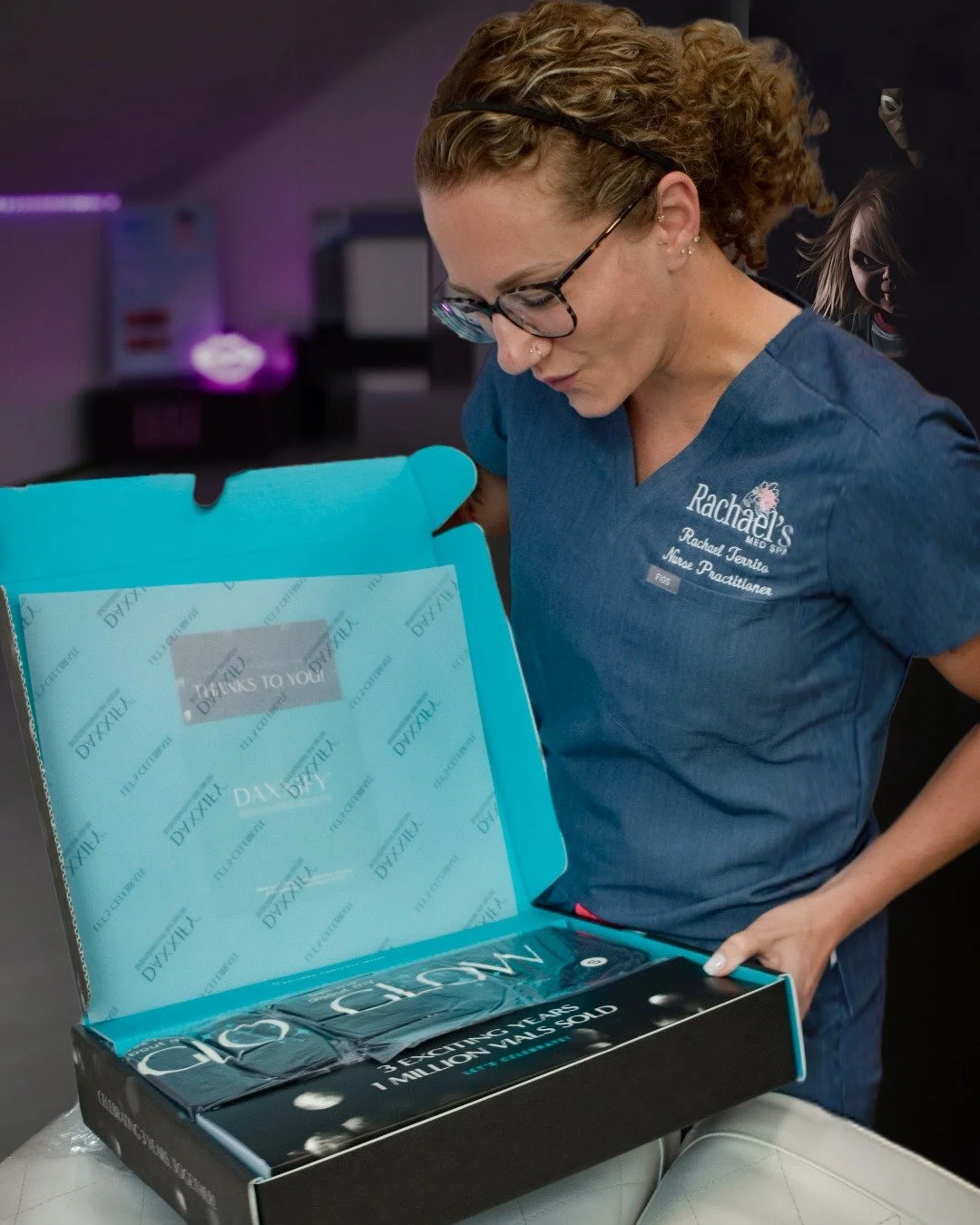 Playtime’s over, wrinkles. 💉
Daxxify’s peptide-powered formula lasts longer — giving smoother, stronger results that don’t fade fast.
Celebrating 3 years of science-backed glow ✨
Book your tox during spooky season and for y