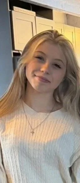 Kyla Lacefield is a certified boarding and training apprentice at ROAM Country Dog Boarding Camp.