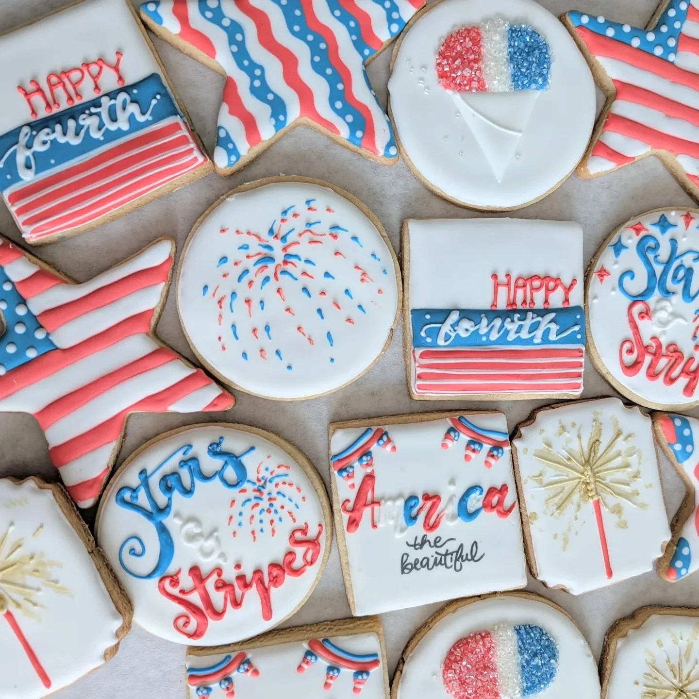 TODAY AND TOMORROW ONLY! 
Taking orders for 4th of July cookie boxes🇺🇲🇺🇲
Includes 6 hand decorated cookies packaged in a box with a bow☺️
$49.99+tax 
DM if interested! Website coming soon ❤️🤍💙