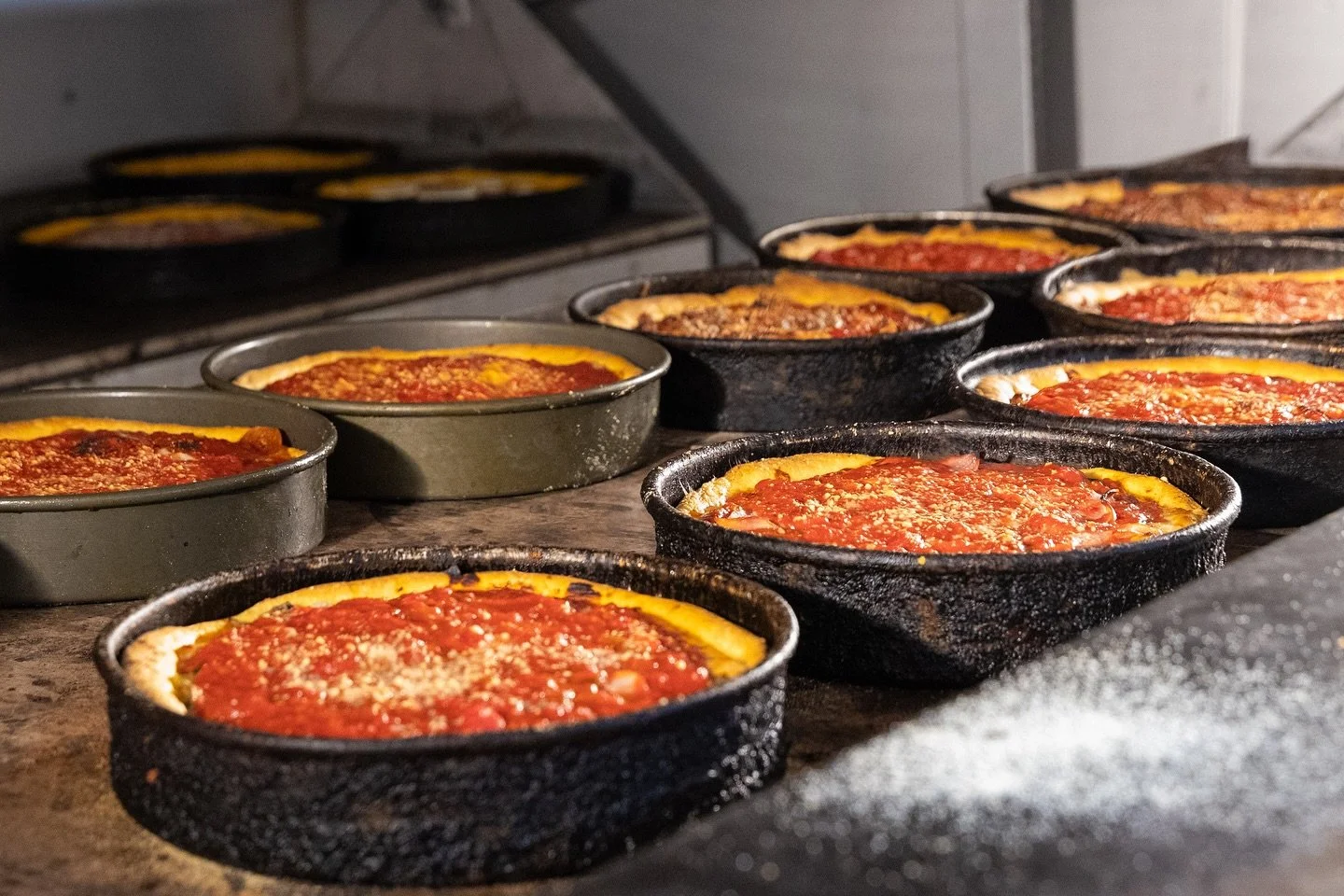 From the oven straight to your table.

Deep dish, thin crust, and all the legends baking to perfection &mdash; this is where the magic happens.

.

.

.

#GinosEast #DeepDishPizza #ChicagoPizza #Since1966 #PizzaLovers #ChicagoEats