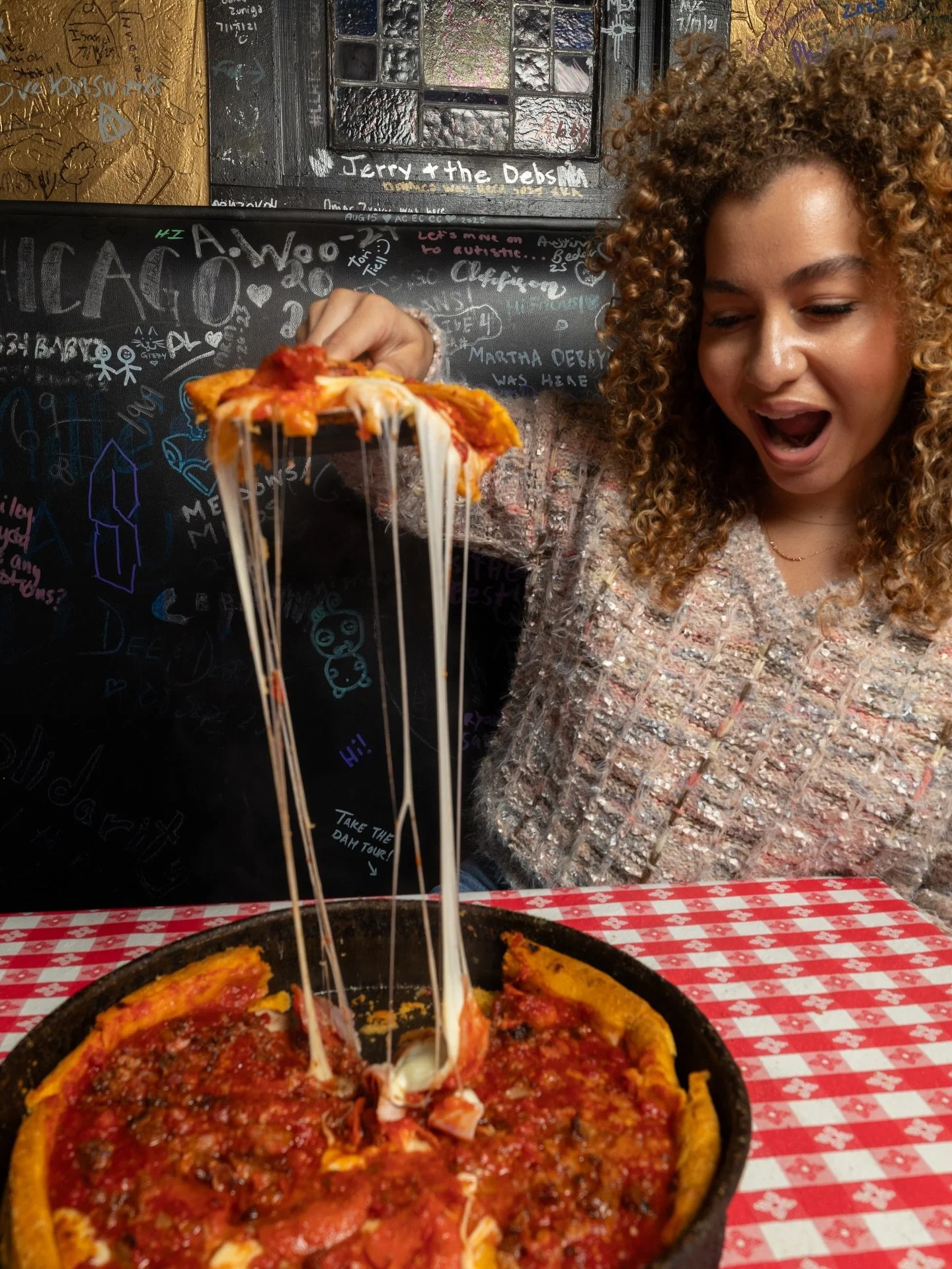 POV: the deep dish hits the table.

Everything else can wait.

.

.

.

#GinosEast #DeepDishPizza #ChicagoEats #PizzaPOV #CheesePull