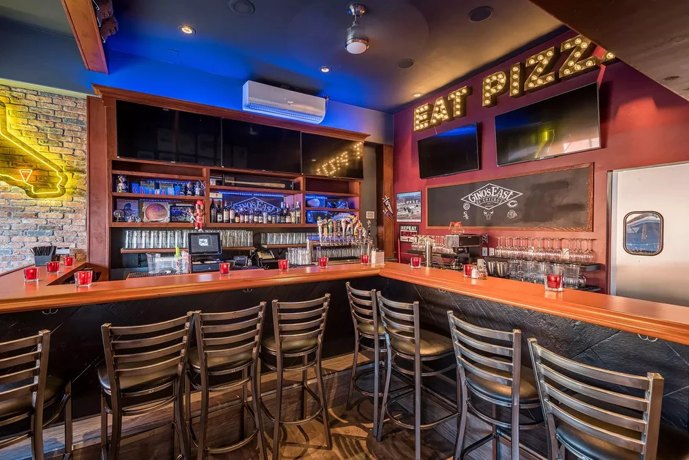 Gino's East of Chicago