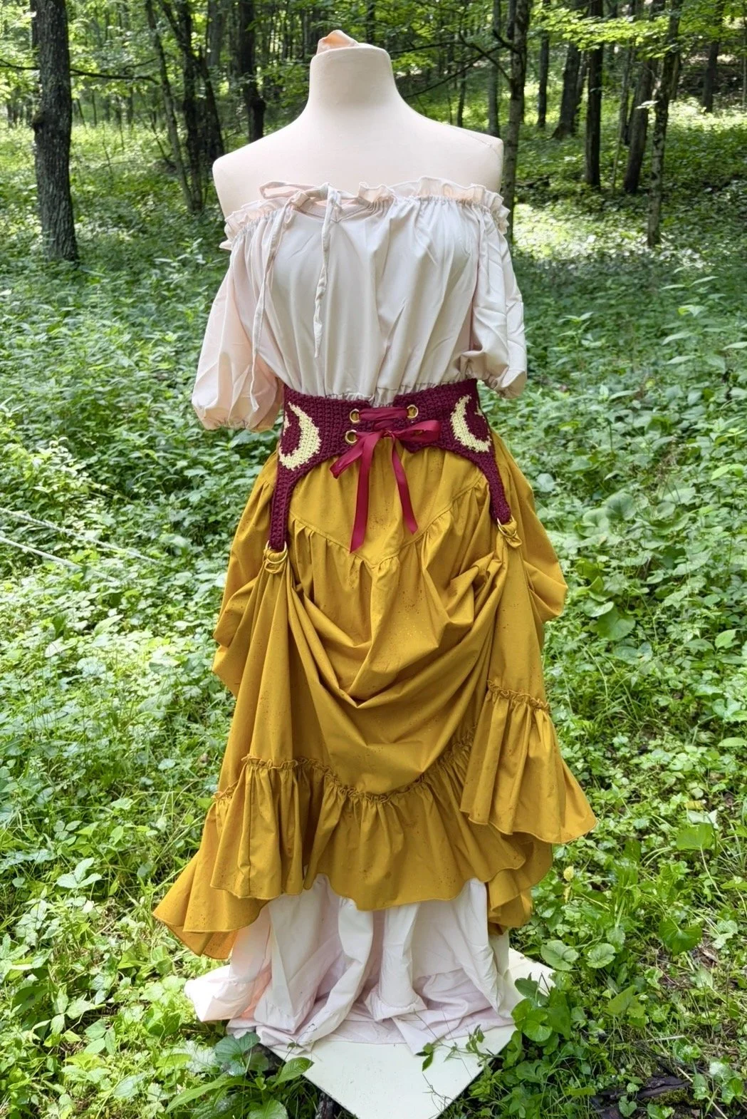 Crescent Gathering Belt