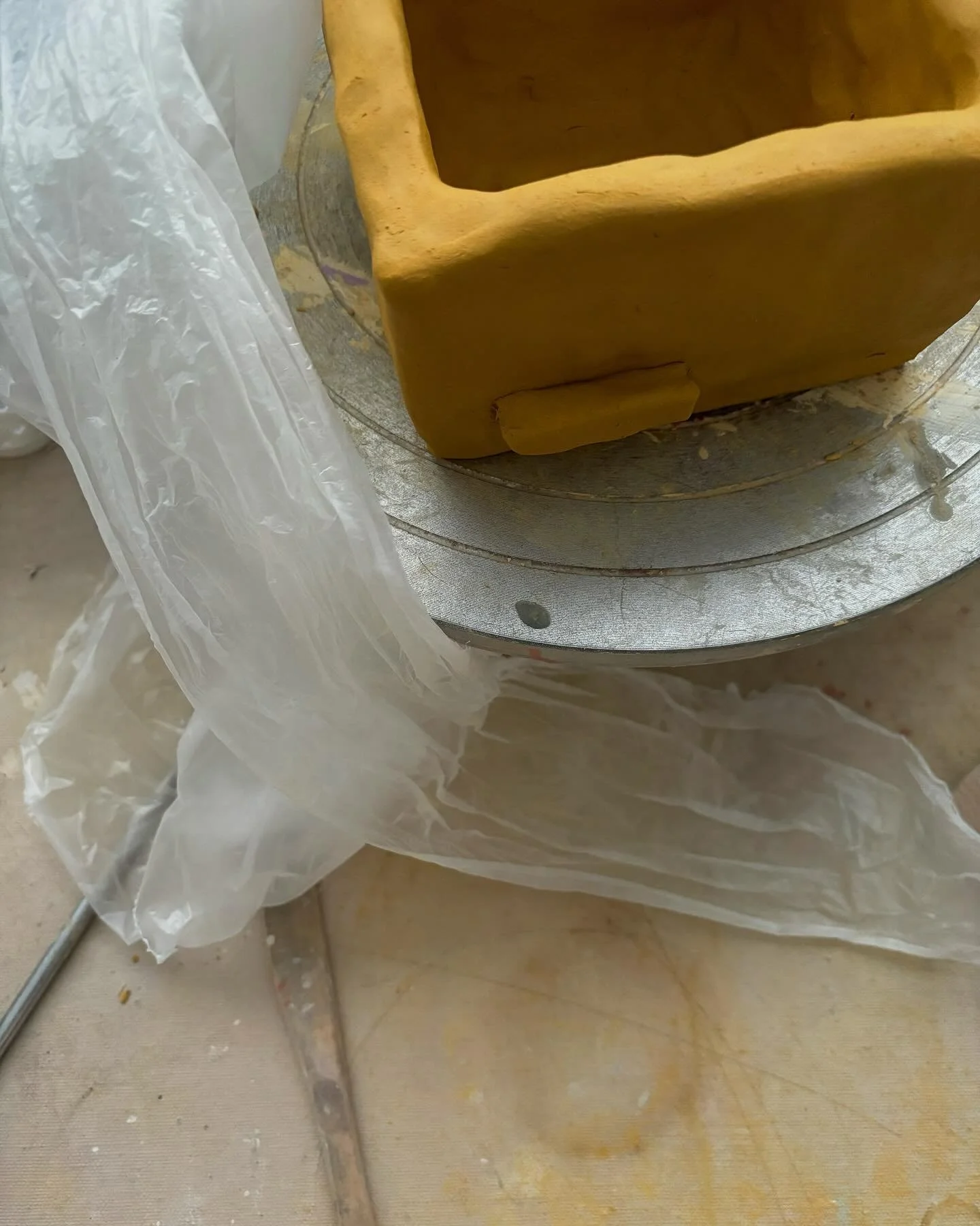 Working on something special for an upcoming exhibit. Still in love with this Klamath Yellow clay from @seattlepotterysupply! 

If you&rsquo;re in the Calgary area you can pick up a bag from @ofearth.potterysupply and try it for yourself. Perfect amo