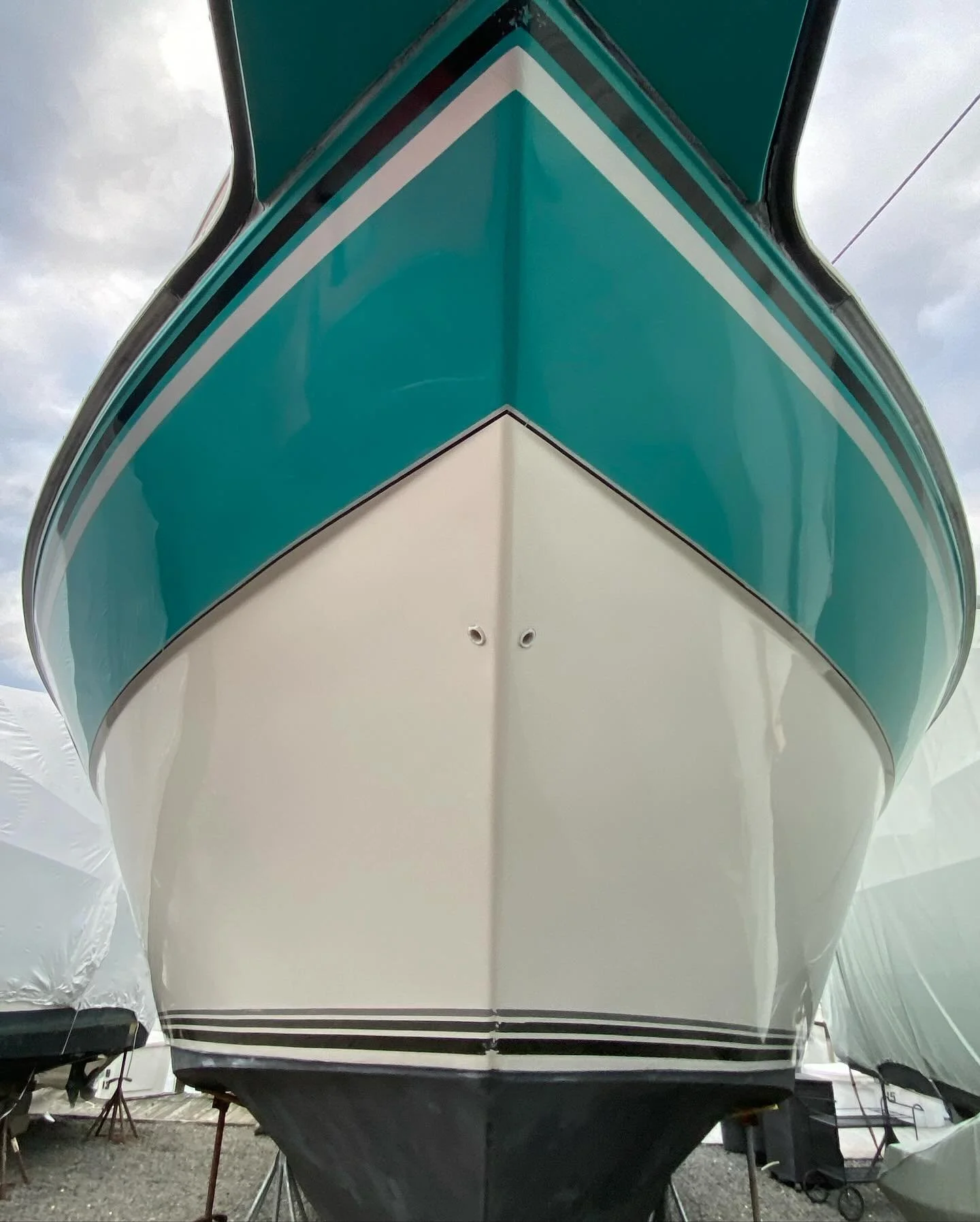 1990 36&rsquo; Regal Commodore &ldquo;Dirty Cash&rdquo; Hull Polish/Wax and Topside Polish/Wax 💎🤙