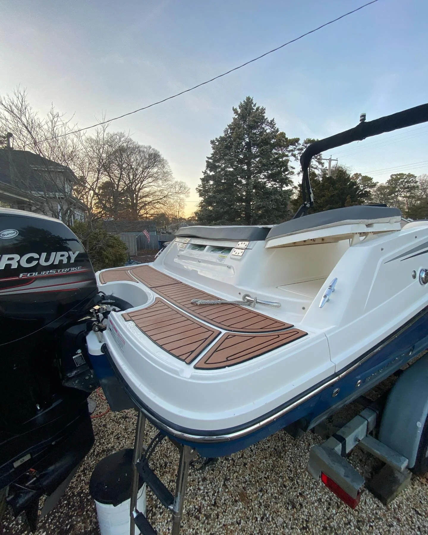 21&rsquo; Bayliner Full Detail