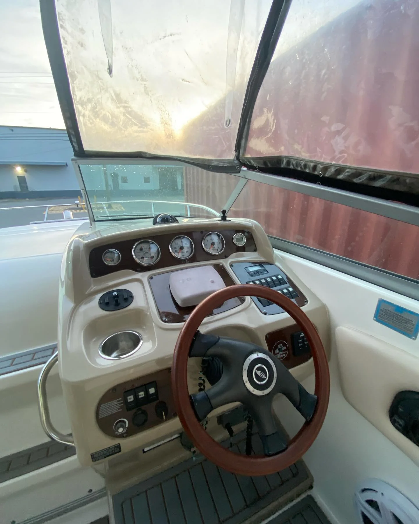 27&rsquo; Chaparral Full Detail &amp; Bottom Paint