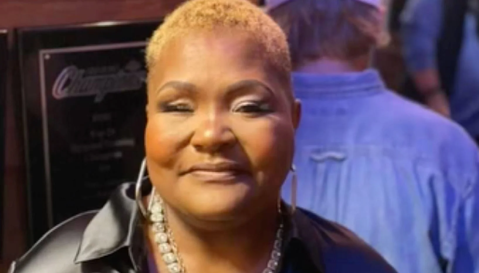 Vicki-Clark.jpg