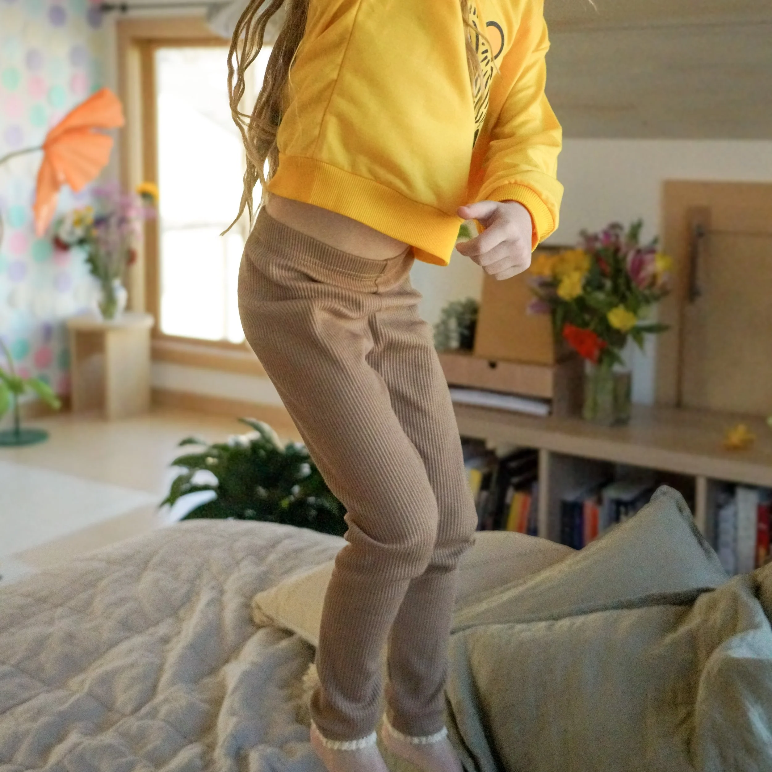 Twinkle Toes Lace Leggings_Coffee 12.jpg