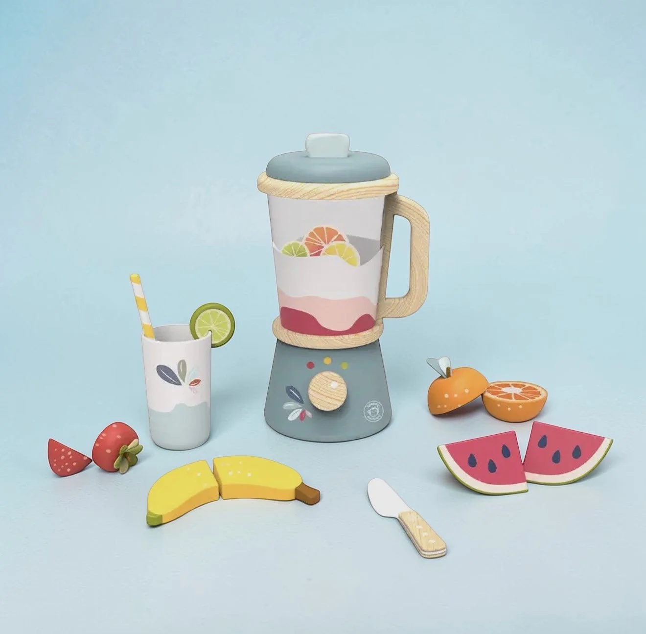 Whirl & Swirl Fruit Blender