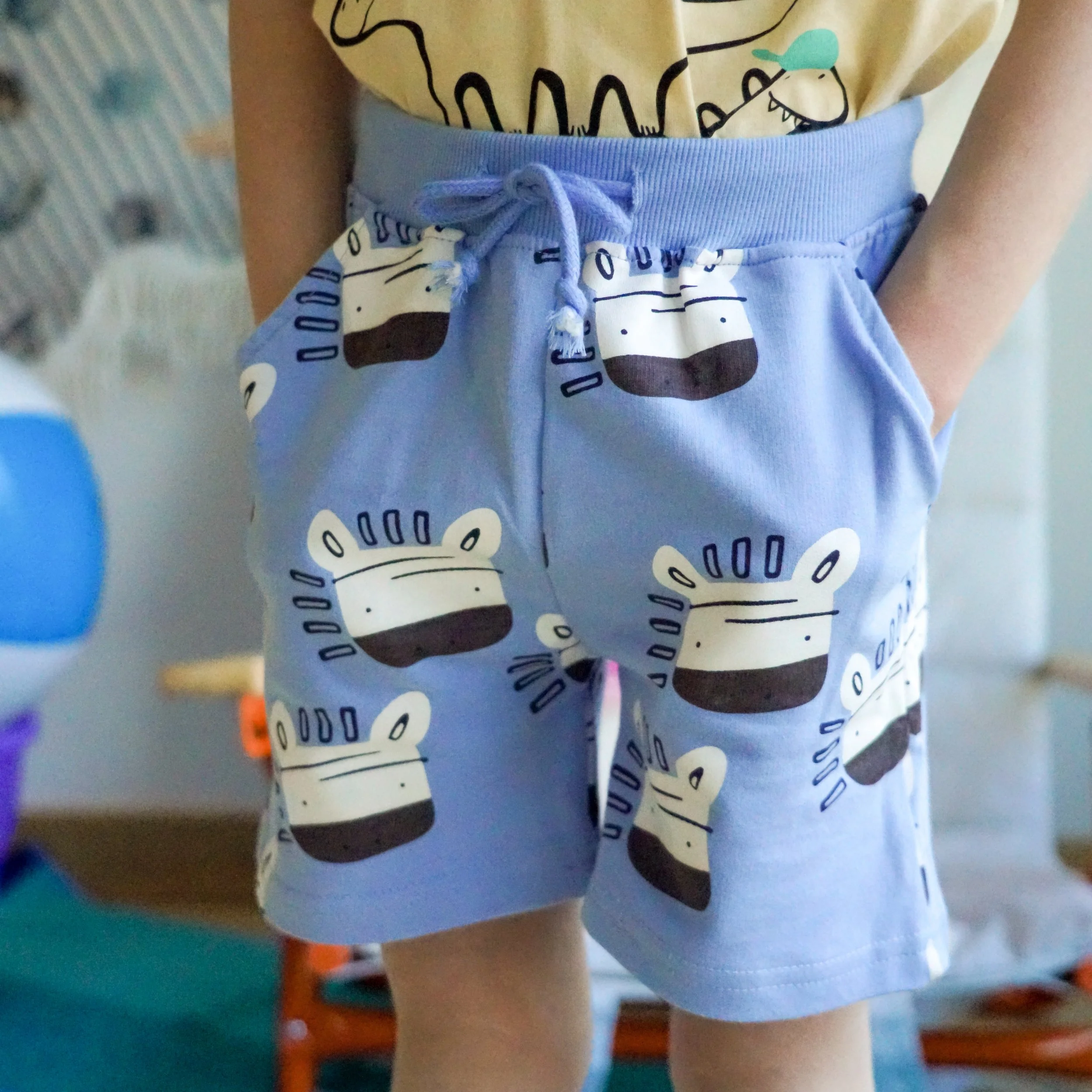 Giraffe Short 6.jpeg