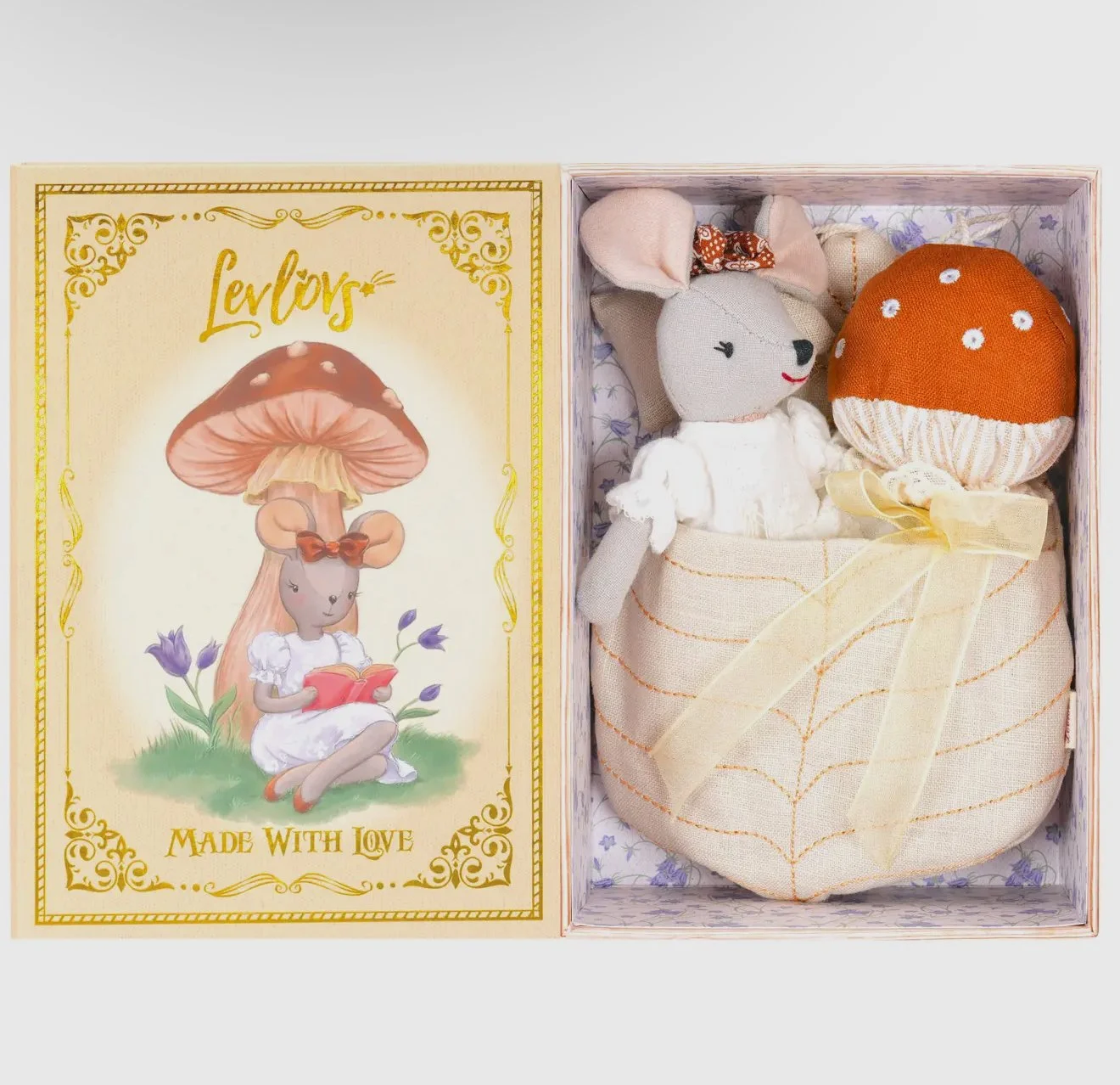 Mouse & the Mushroom — Woodland Playset Magic-2.jpg