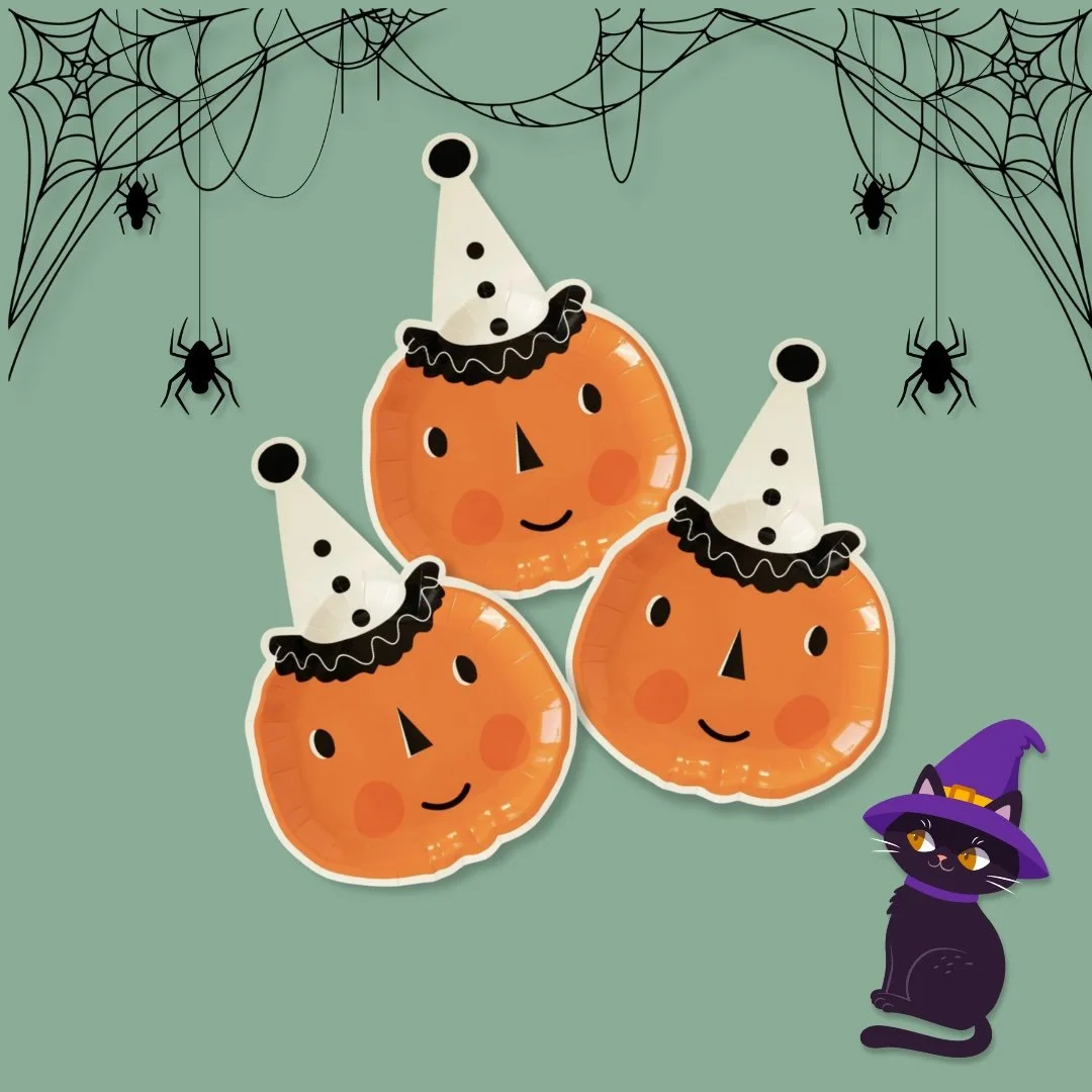 Vintage Halloween Pumpkin Shaped Paper Plate Set 1.jpg