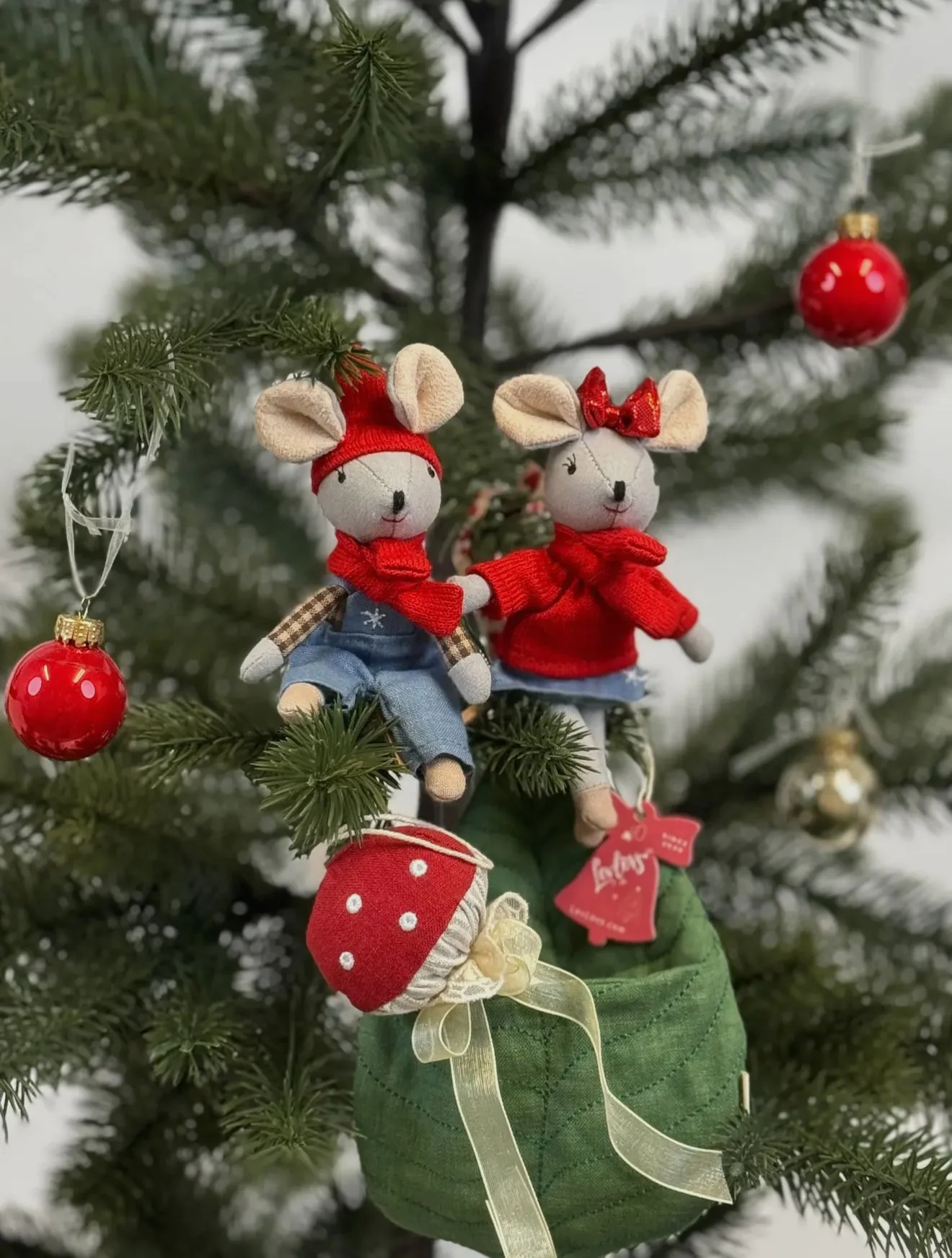 Christmas Mice Stocking Stuffers-2.jpg