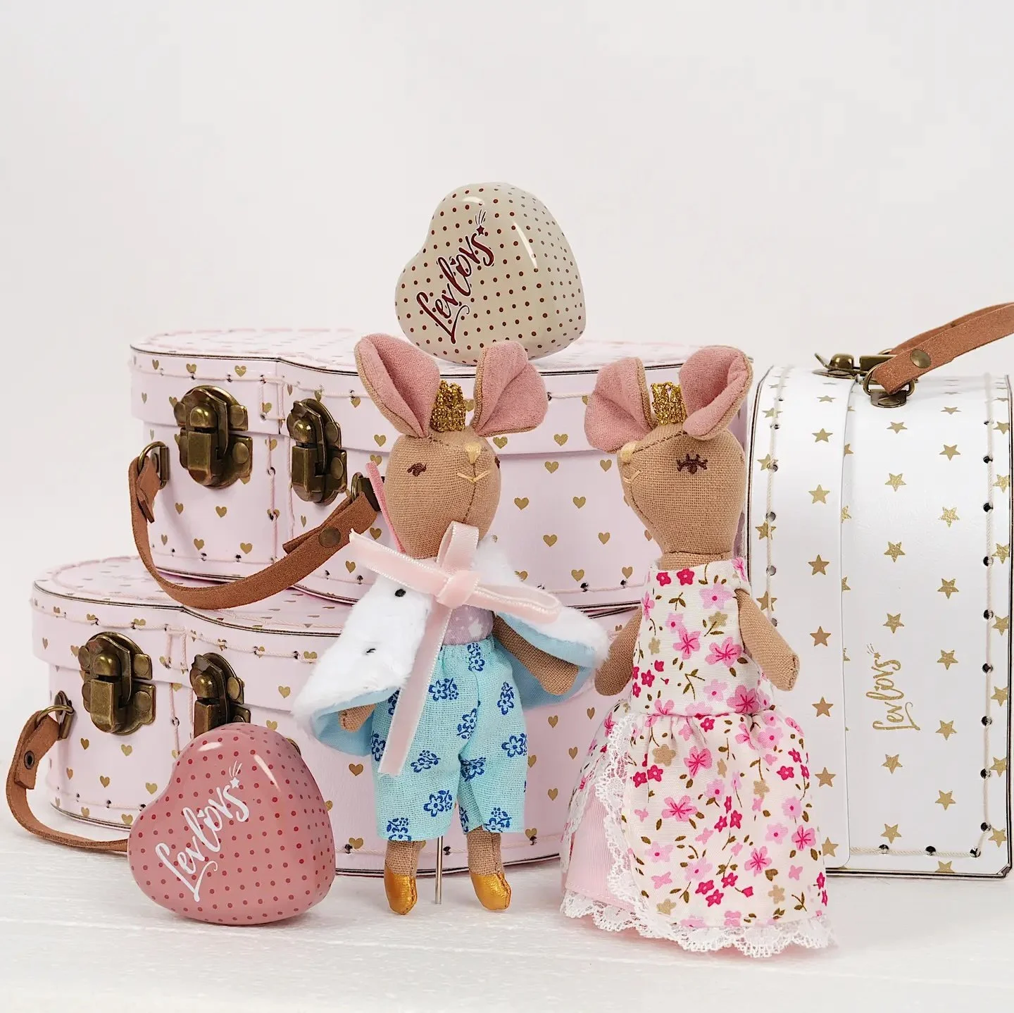 Prince and Princess Mice in A Case 1.jpeg