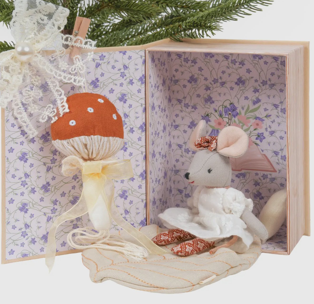 Mouse & the Mushroom — Woodland Playset Magic-6.jpg