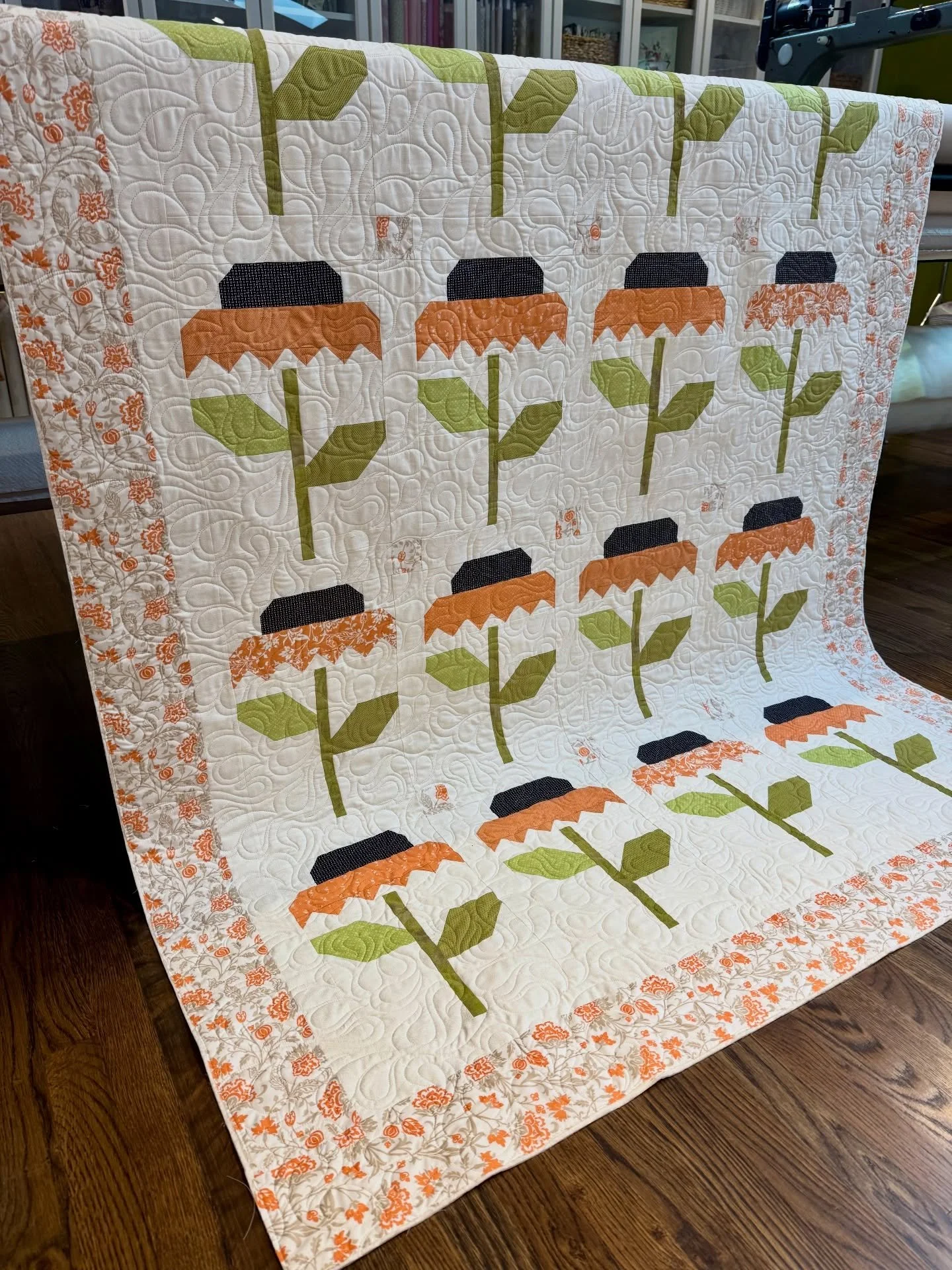 Longarming update!  I&rsquo;ll be taking quilts into next year so be sure to sign up for our newsletter for a special update this weekend. This gorgeous quilt was made by Rosemary featuring fabrics and pattern by @figtreeandco 

Quilt design is pluck