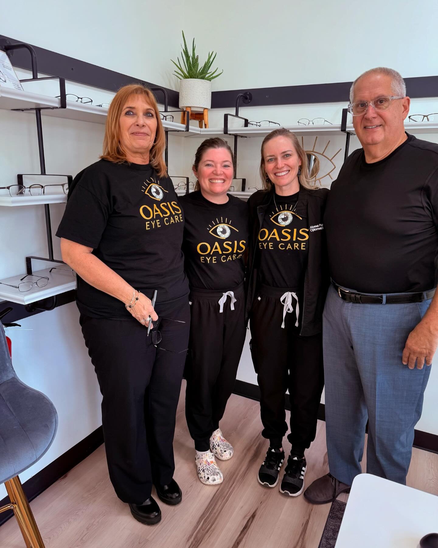 Happy Halloween from the Oasis Eye Care team! 🎃