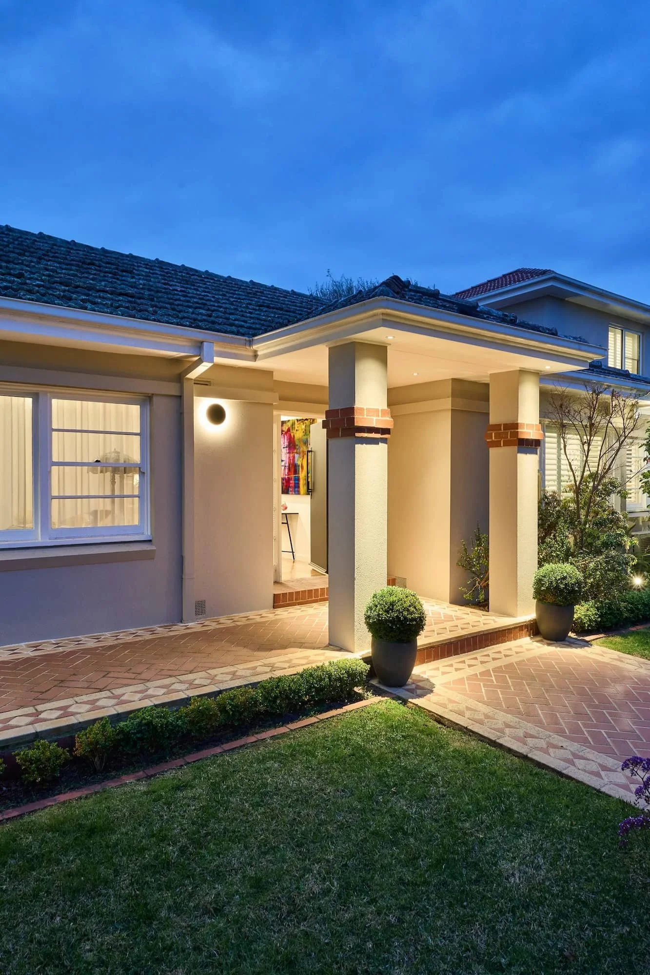 How to Compare Light Fittings (Six Things to Check on a Spec Sheet)