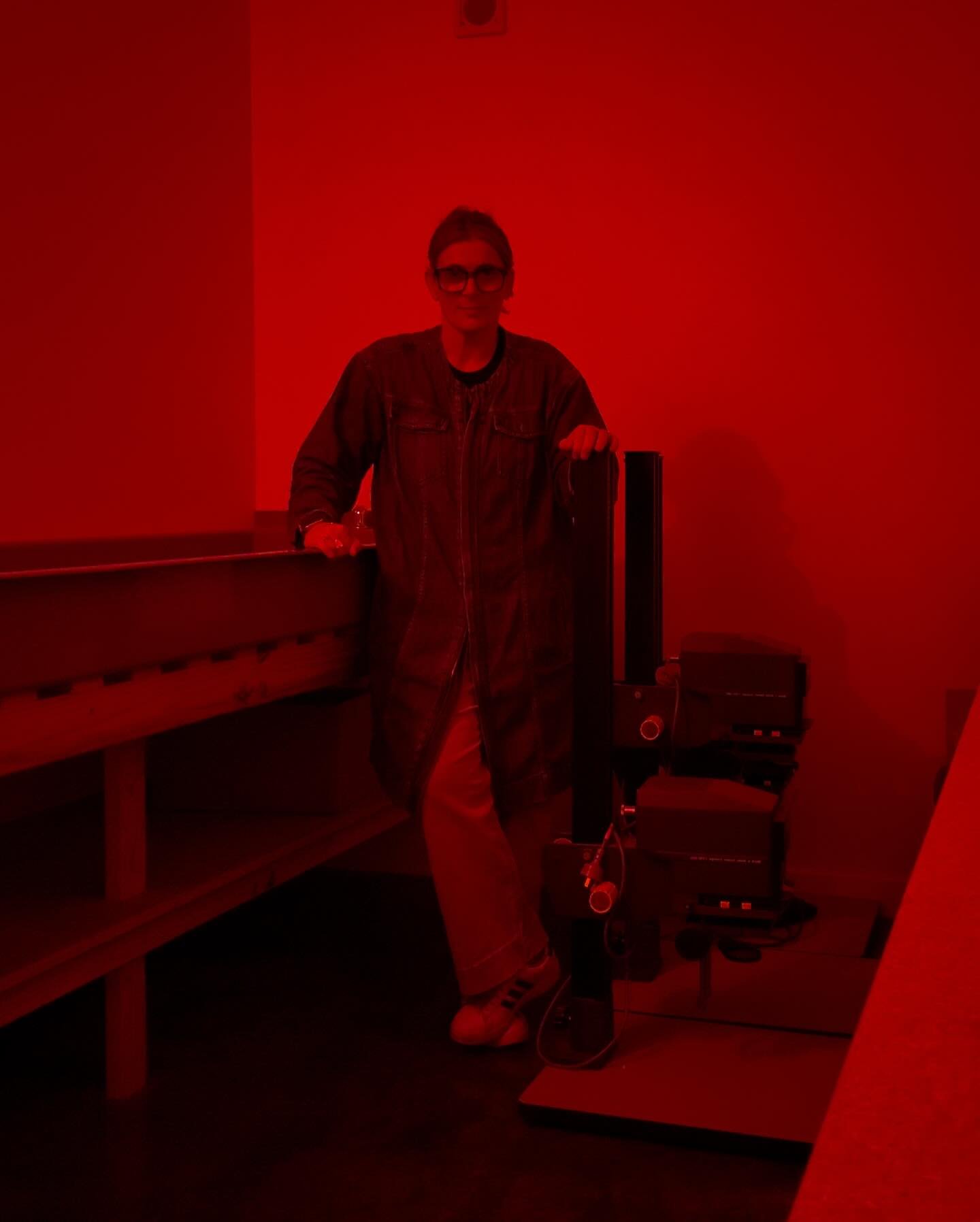 Getting this space ready some creativity &hellip; workshops and private hire coming soon xx

#processstudios #photographer #photography #darkroom #traditionalprocess #handmadeprint #blackandwhite #fimlisnotdead