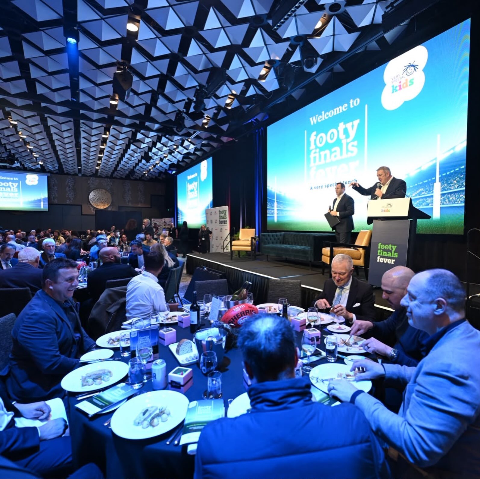 We got the Footy Finals Fever today! 🏉

It was a full house at Sofitel Melbourne on Collins, with plenty of footy banter with AFL legends and lots of laughs for a very special cause. 

Stay tuned next week for more memorable moments as our very spec