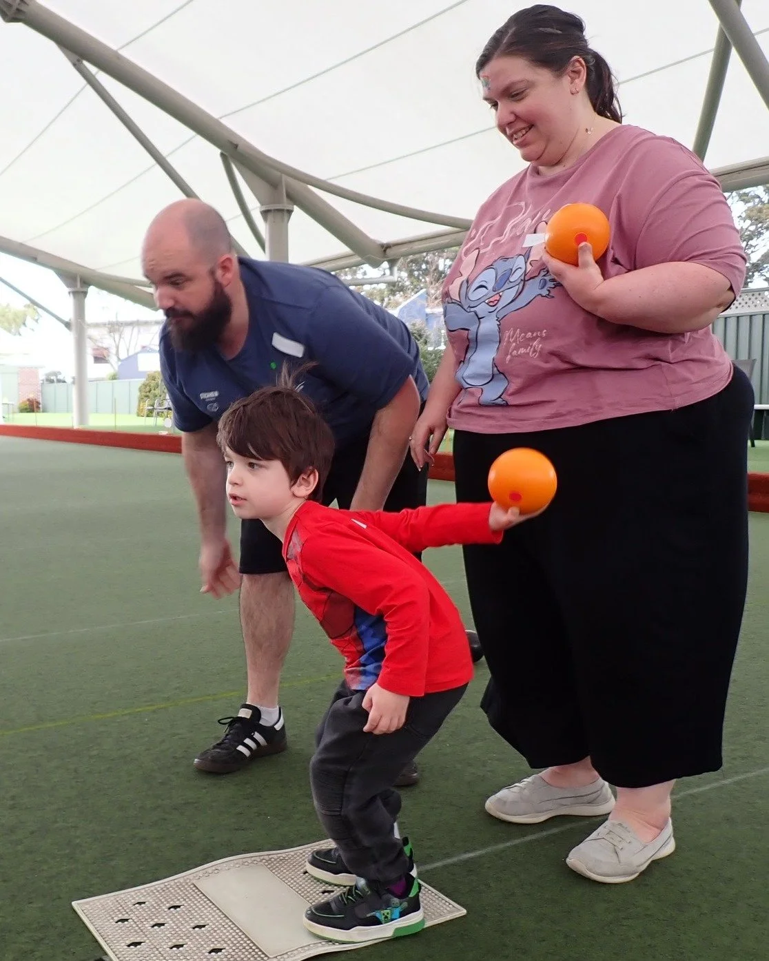 Friendly competition was the name of the game at Pakenham Bowls Club. ☀️💙 

With lawn bowls proving a hit for all ages and abilities, families enjoyed a relaxed day of connection, crafts, face painting, a shared lunch and an energetic African drummi
