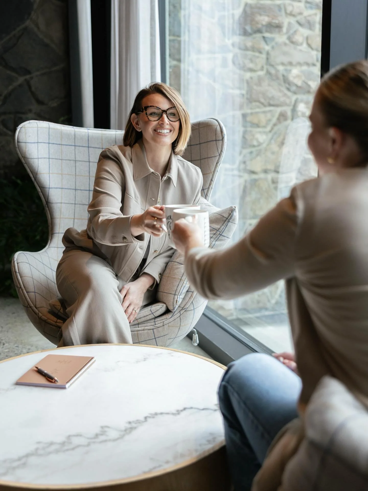 Oh hey there - it&rsquo;s been a minute!

Who else is feeling the post-holiday rush? 😅
New ideas, new priorities, new projects and a lot of &ldquo;let&rsquo;s get this sorted&rdquo; energy.

We&rsquo;re here for it and opening up time for coffee cha