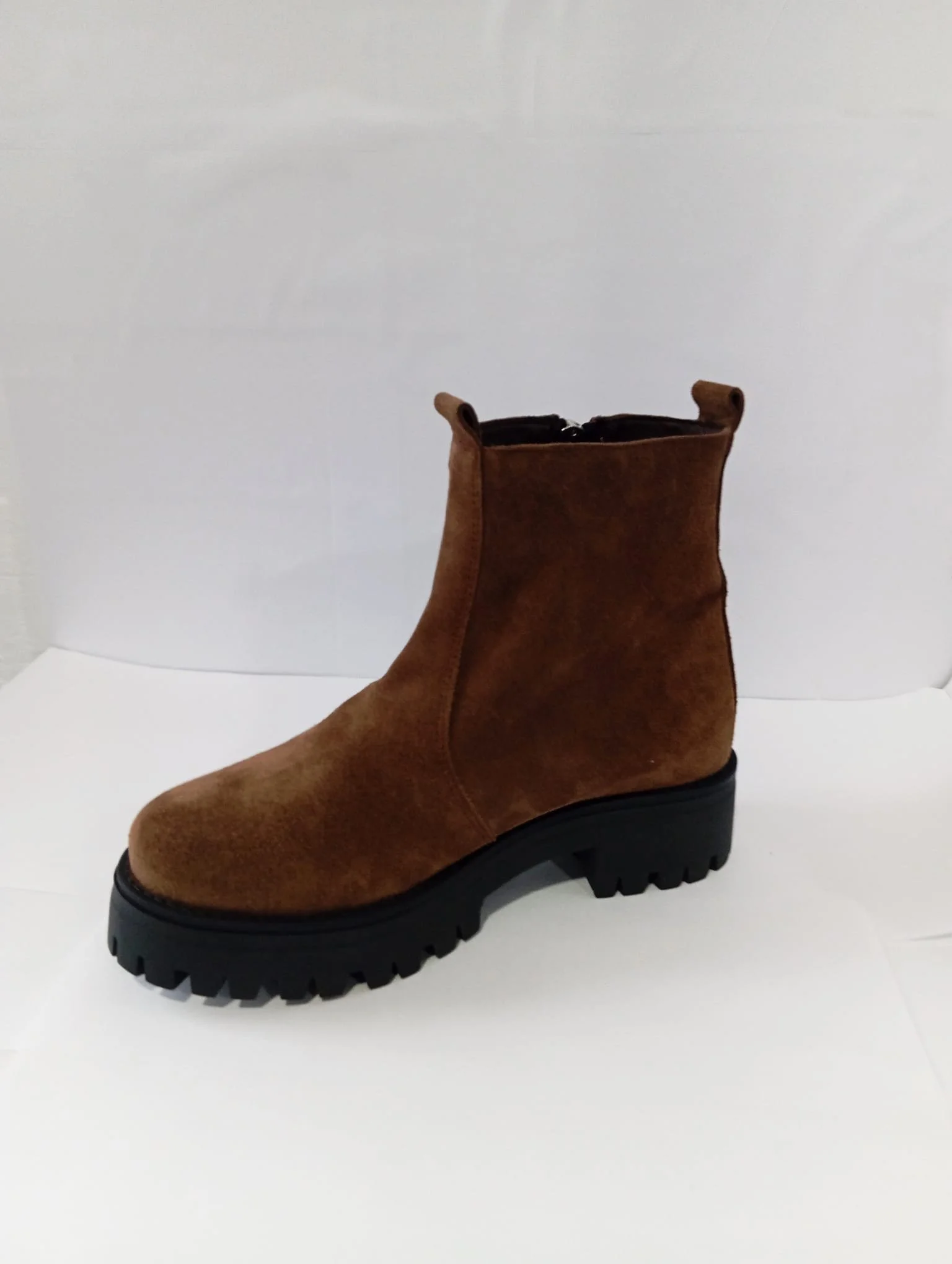 Imagen de WhatsApp 2025-11-13 a las 19.56.24_52686a1e.jpg