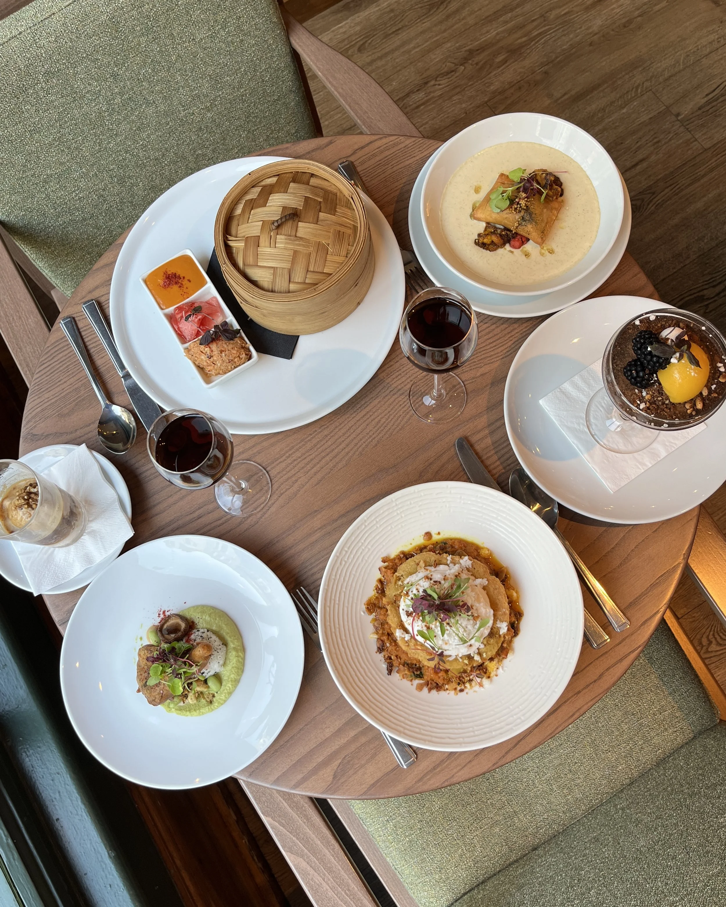 terre à terre best brighton restaurant vegetarian vegan full table meal
