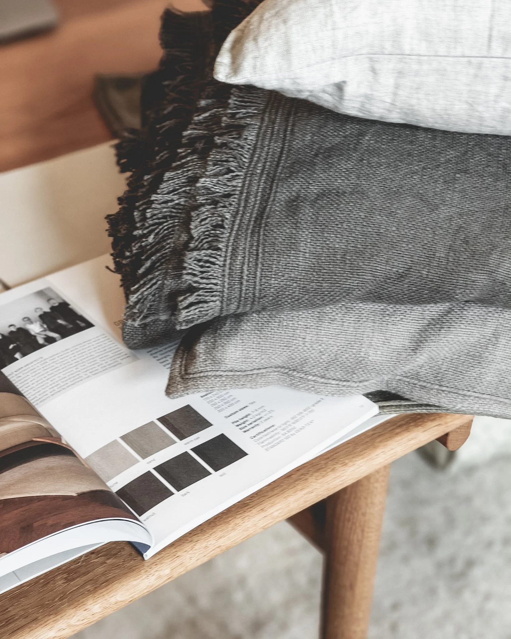 Heute war Nicole von ita design bei mir - wir haben uns vor Jahren bei einer Weiterbildung kennegelernt. Im Gep&auml;ck hatte sie die wundersch&ouml;ne Kollektion von Tameko &ndash; und ich bin verliebt! Nachhaltig gefertigte Kissen, Vorh&auml;nge, T