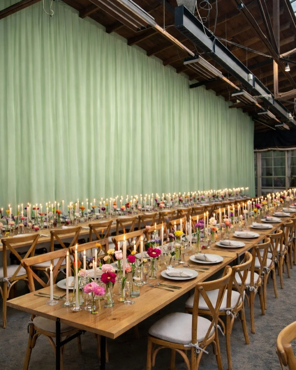 Vi har stadig ledige datoer i august/september 2026 p&aring; Pladev&aelig;rkstedet! Kontakt cat@blisscph.dk 

✨ N&aring;r visioner bliver synlige &ndash; med hj&aelig;lp fra AI ✨

Hvordan f&oslash;les jeres bryllupsvenue egentlig, n&aring;r det er he