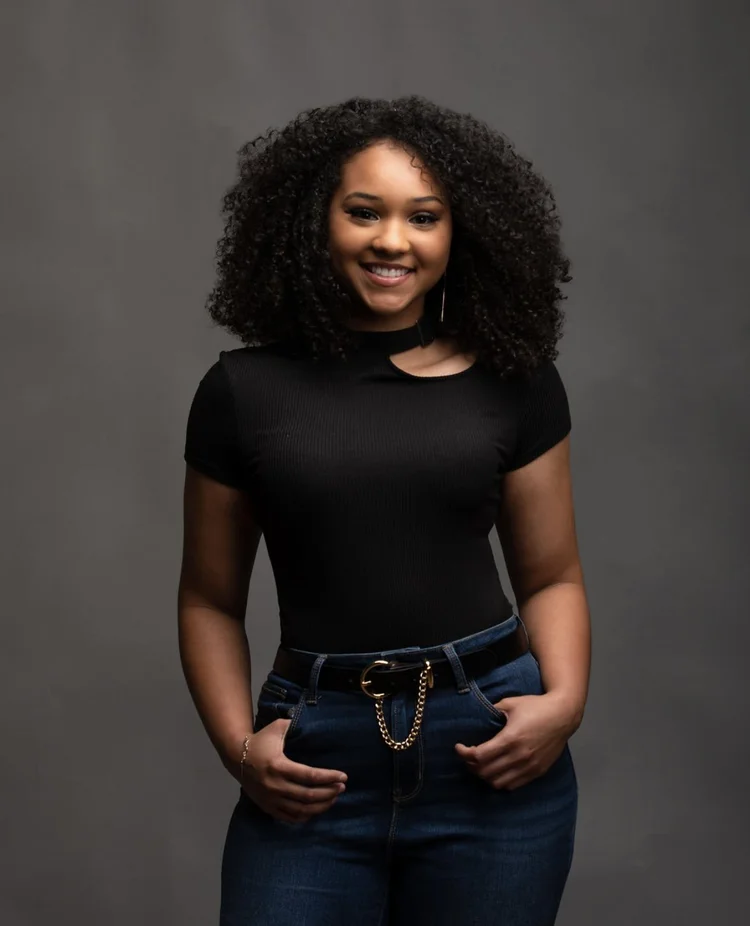 Eliyah, stylist