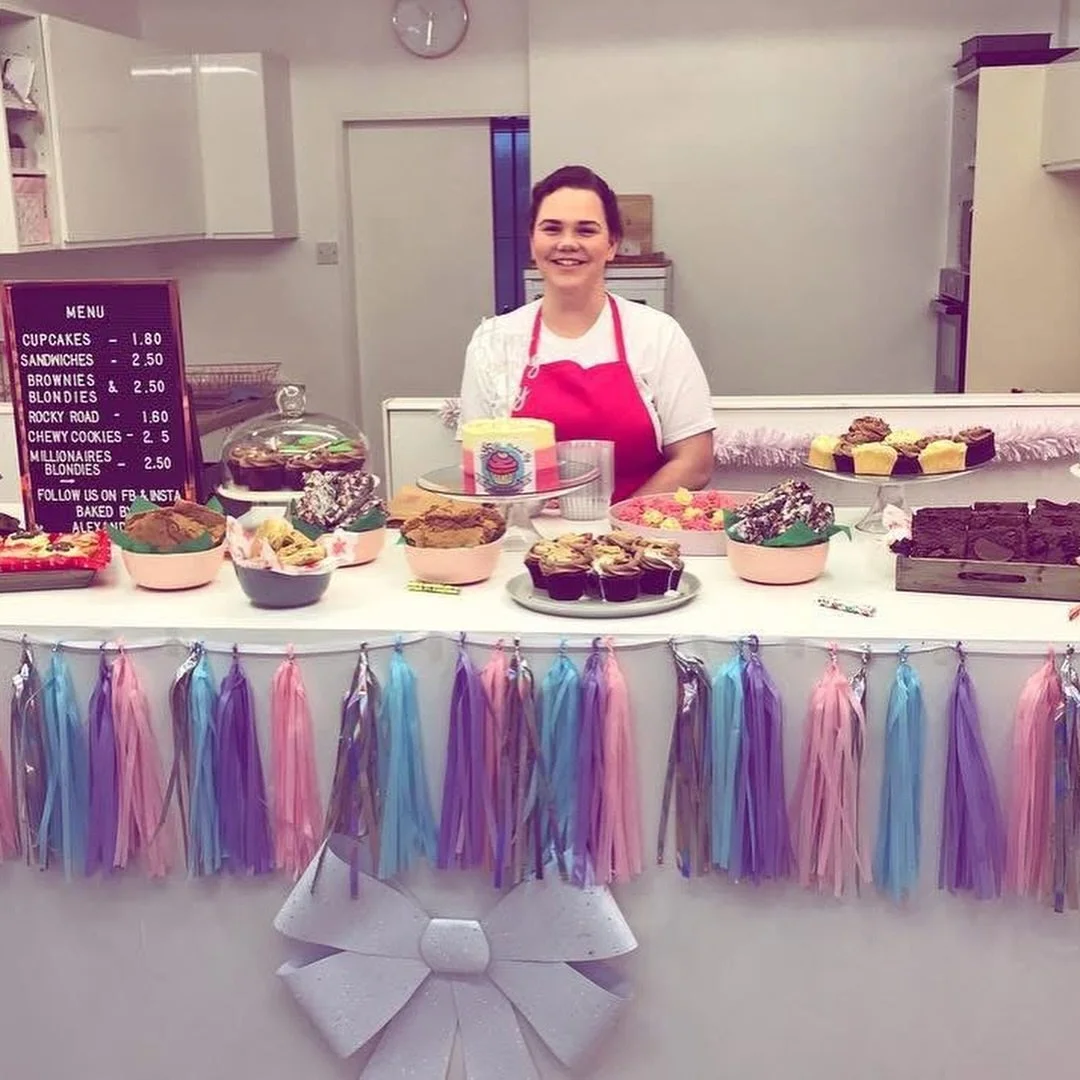 ✨🧁 IT&rsquo;S MY BIRTHDAY 🧁✨
Which can only mean one thing, this time 6 years ago I was busy baking and putting the finishing touches on my shop ready to open the next day. After the shop closed I had no choice but to keep adapting and changing wit
