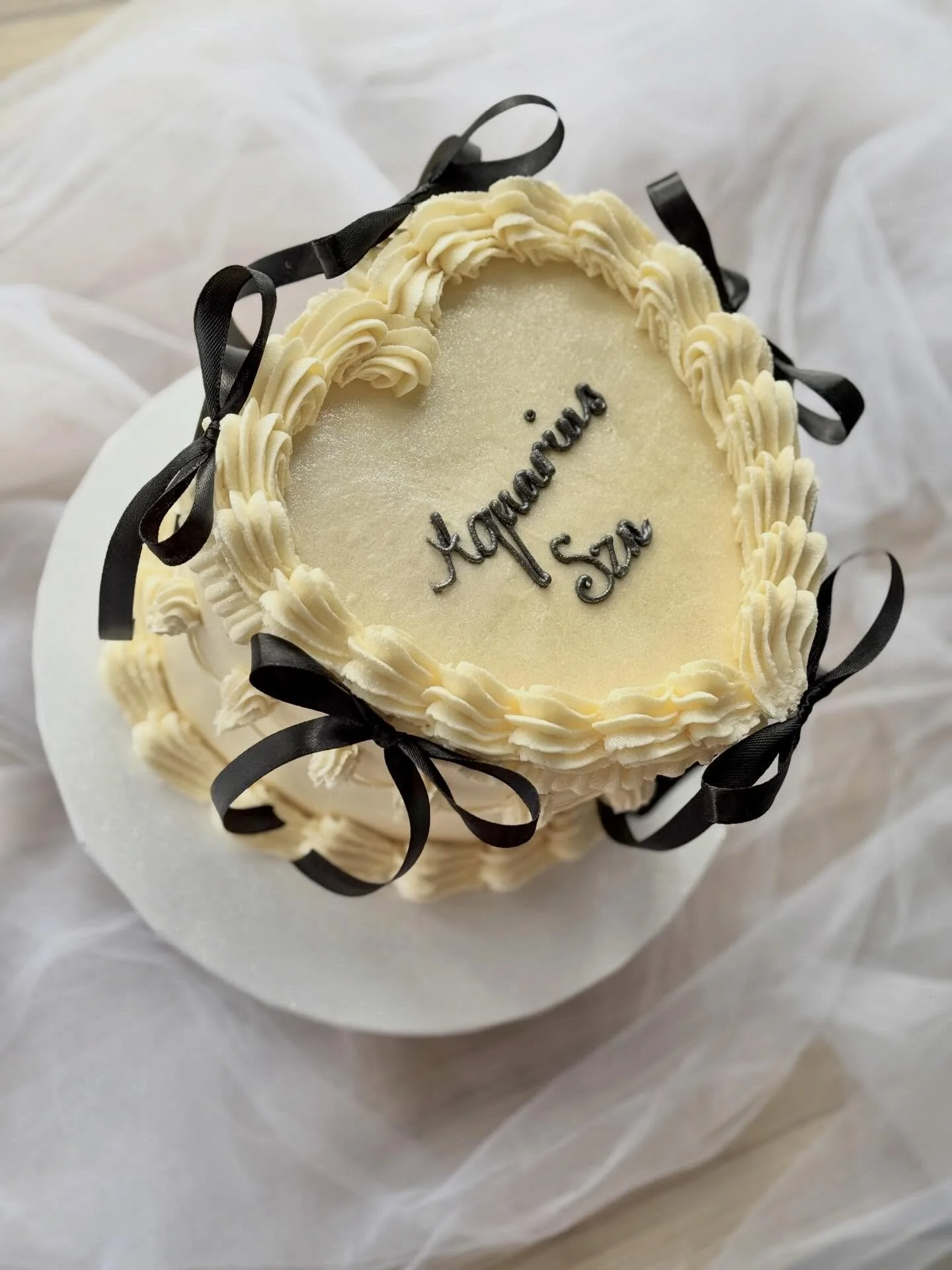 CELEBRATIONS RECENTLY ✨
Yes we still make celebration cakes! Here are some of our favourites that have left recently. We are currently booking for celebrations up to August and some weeks are already fully booked 🥹 As always be sure to book in advan