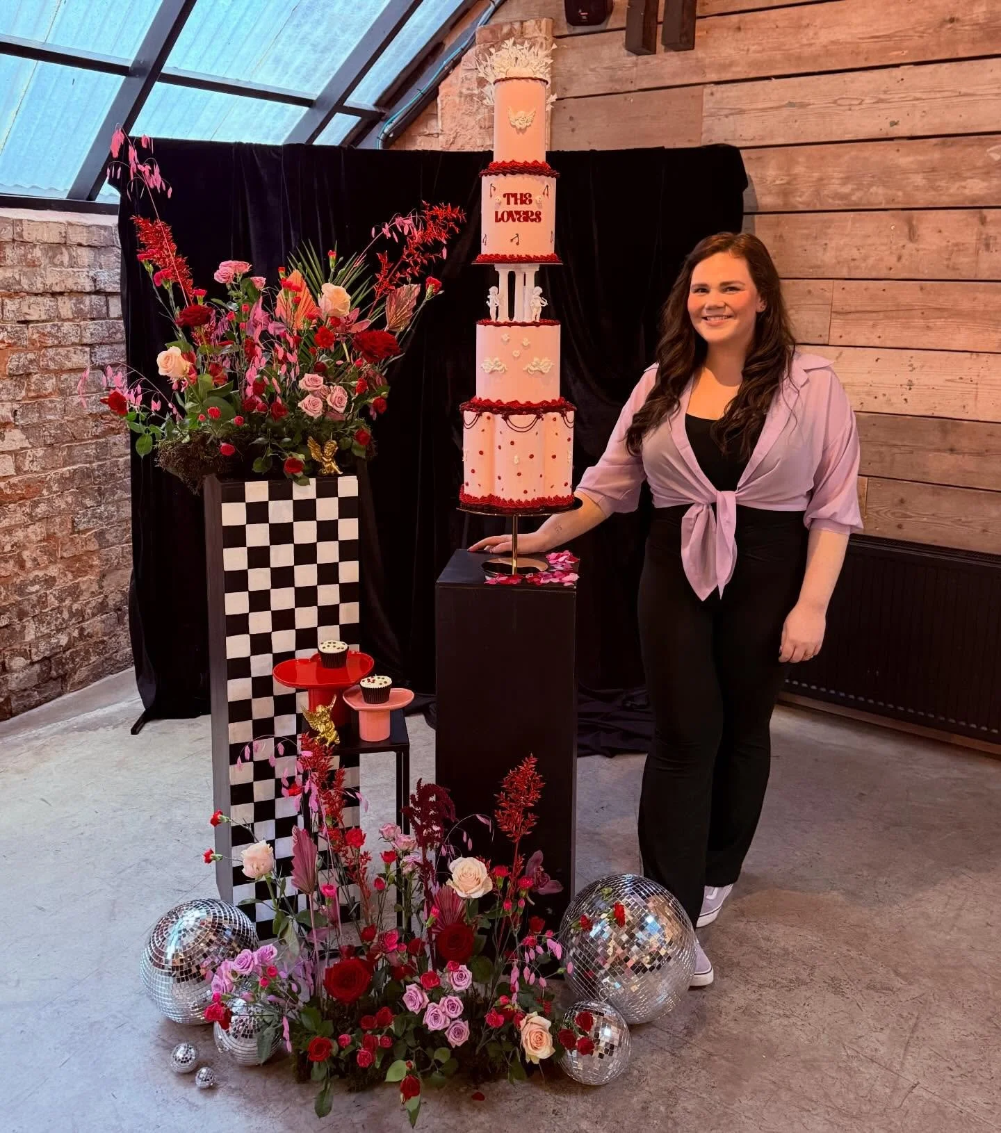 VEGAS VALENTINE &hearts;️
I feel like I&rsquo;m nowhere near finished sharing this shoot! I have so many more exciting shoots lined up for this year I can&rsquo;t wait to start work on and share with you all. Being unlimited in design and having tota