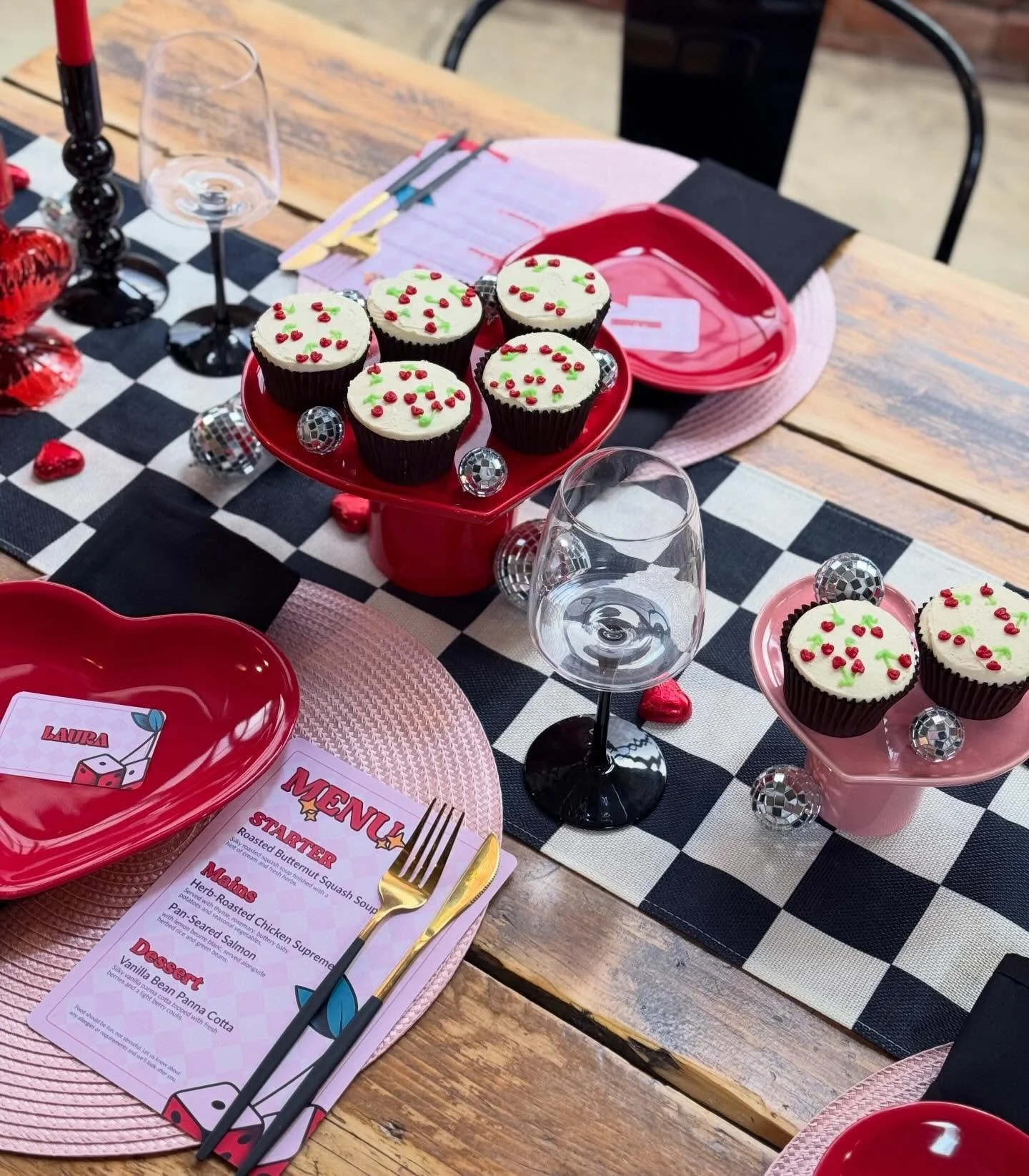 THE CHERRY ON TOP 🍒
Call me biased but I think every wedding would benefit from an array of cute, on theme cupcakes through the middle of each table 🥹 Made to look picture perfect with the best styling by @untraditionalweddingstylists and some of t