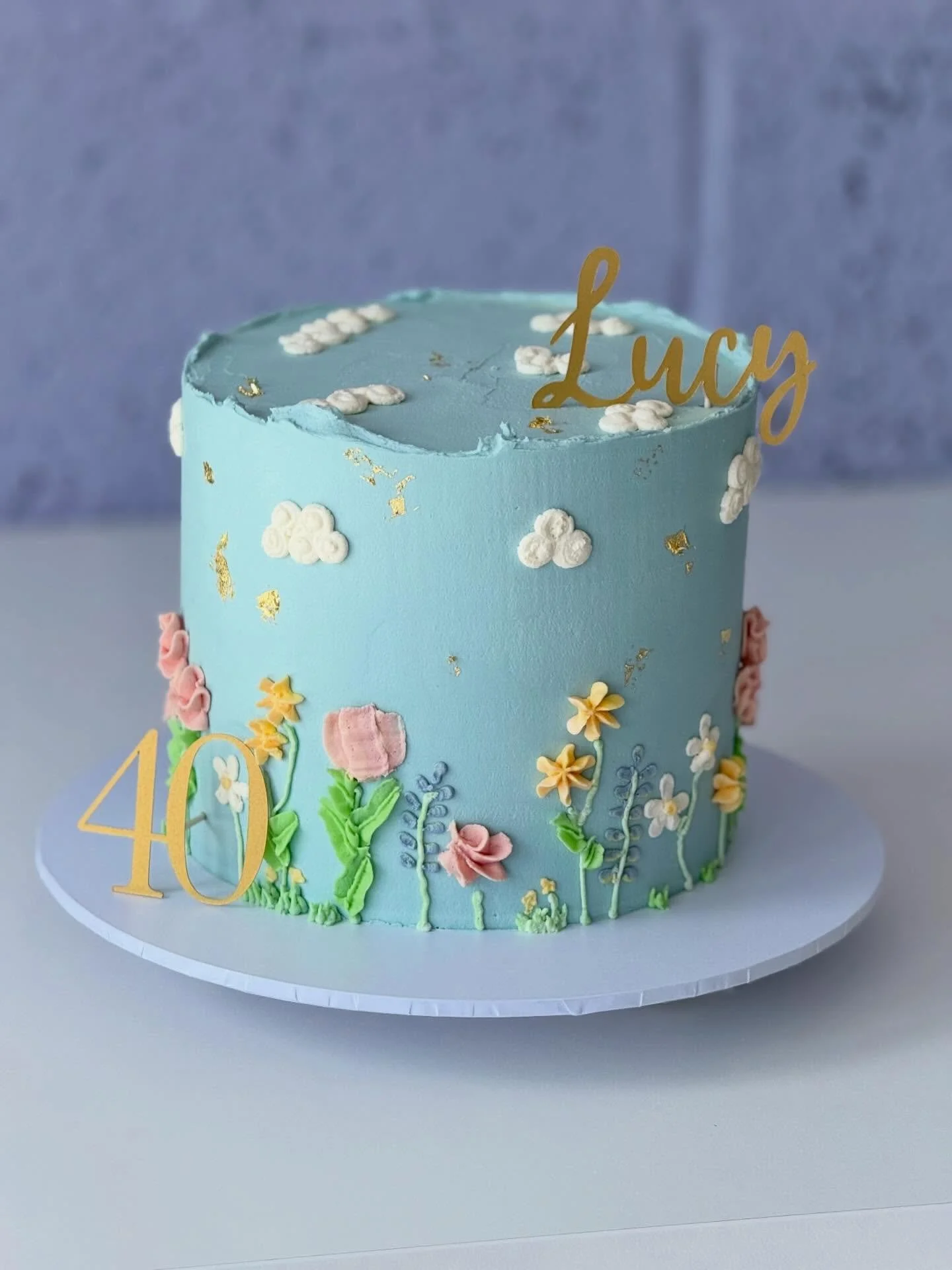 SPRING FLOWERS 🌷🌼
Brightening up your feed this dreary bank holiday weekend 🥲 Who stole the sun? 🌞 We have such an exciting day planned tomorrow for our shoot @vocostdavidscardiff and we would really love it back! 🤍