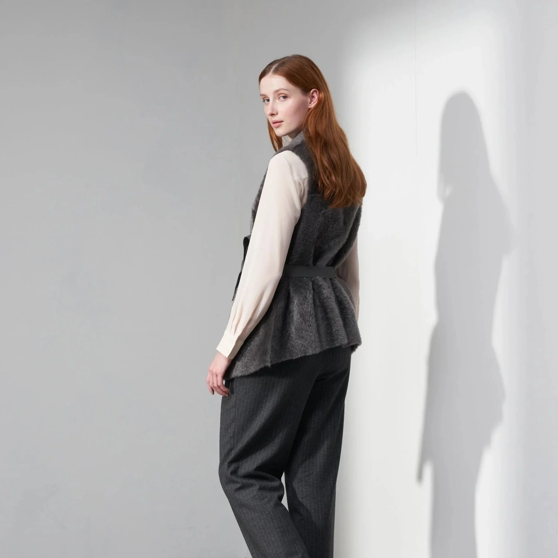 LLBWGW4+CONCRETE+MODEL+SIDE%3ABACK.jpg