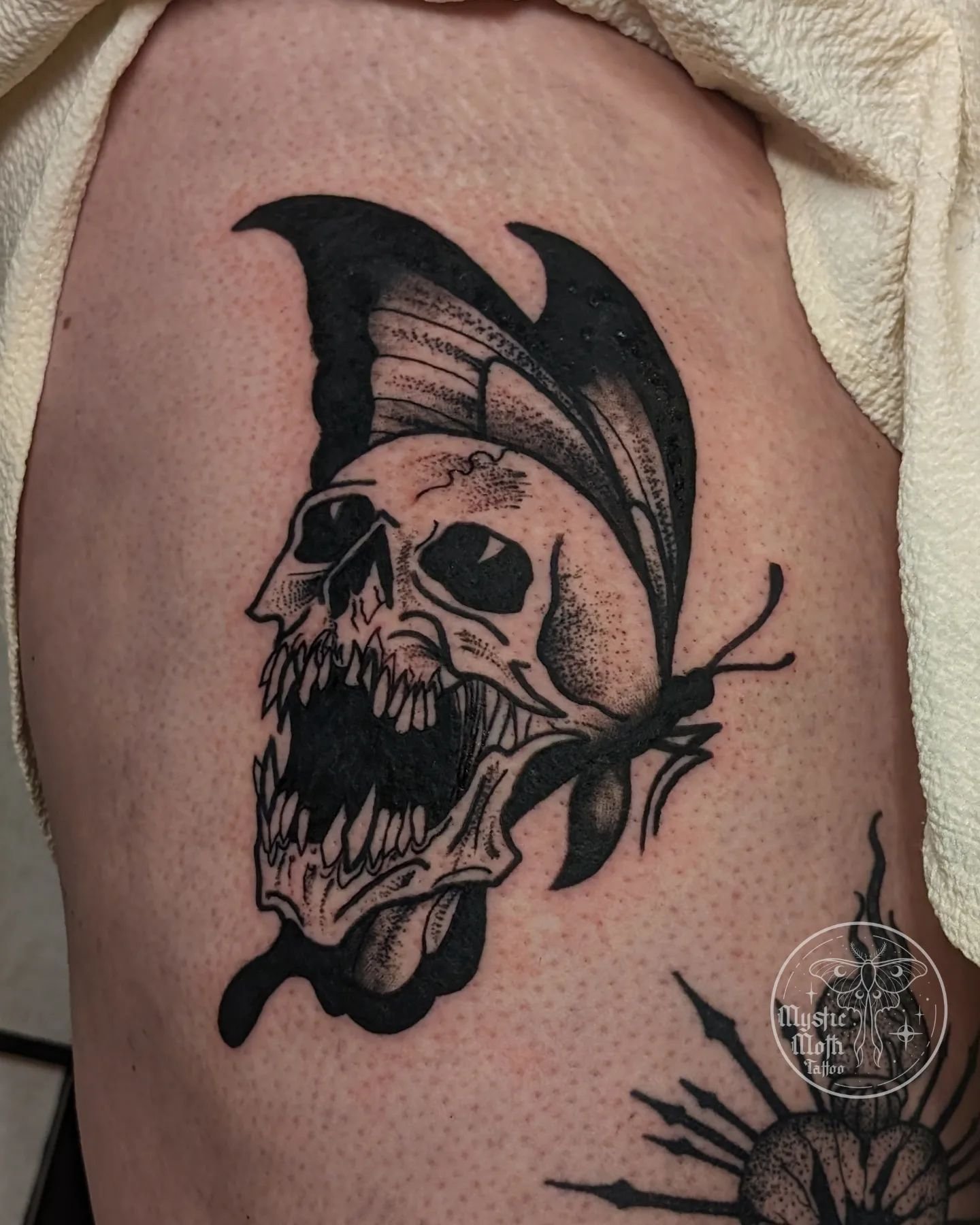 This spooky guy was pretty cool! 
☠️ Thanks for looking 👍🏻