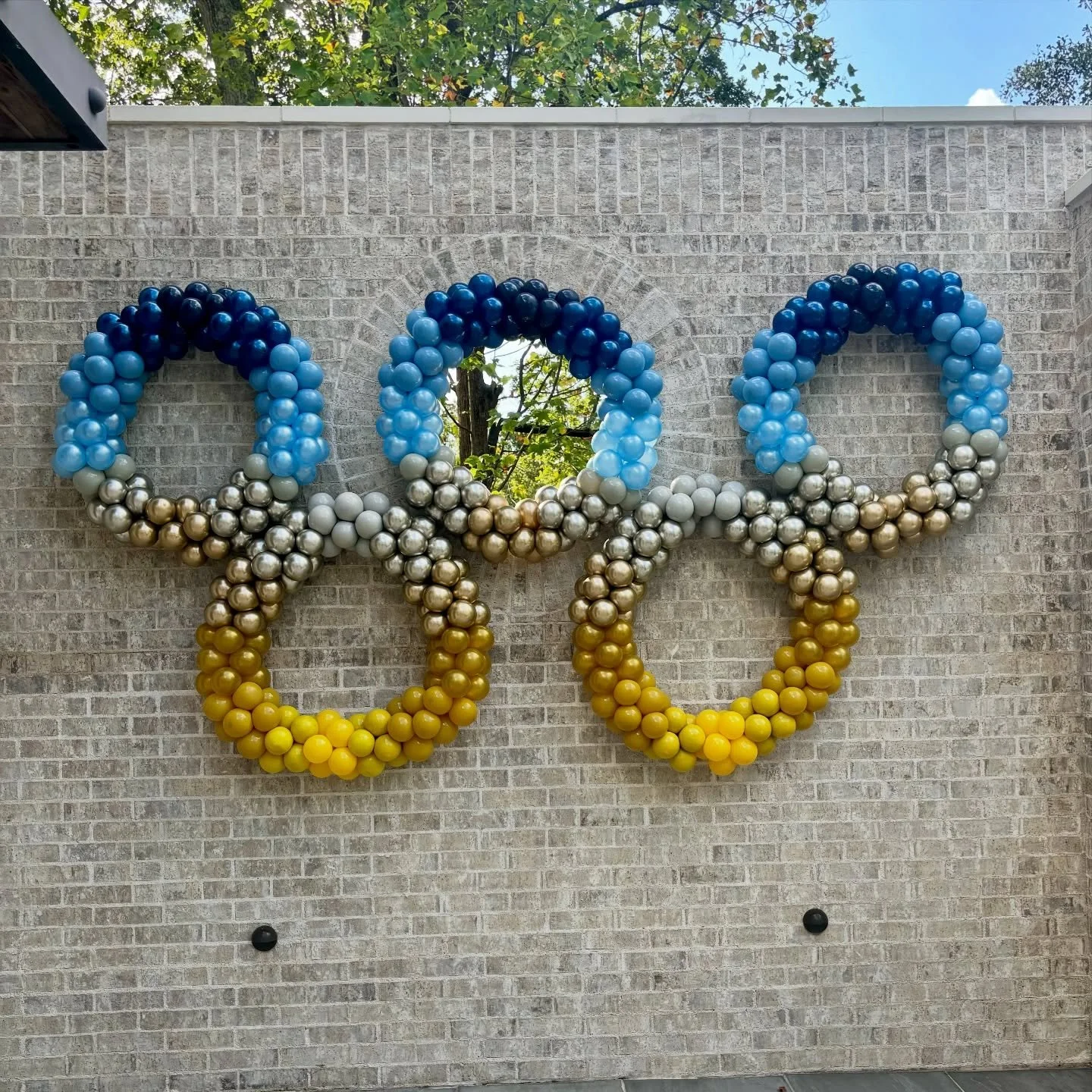 With the Winter Olympics officially underway, we had to throw it back to this Olympic-themed picture party in custom school colors 🏂❄️
What&rsquo;s your favorite Winter Olympic sport?